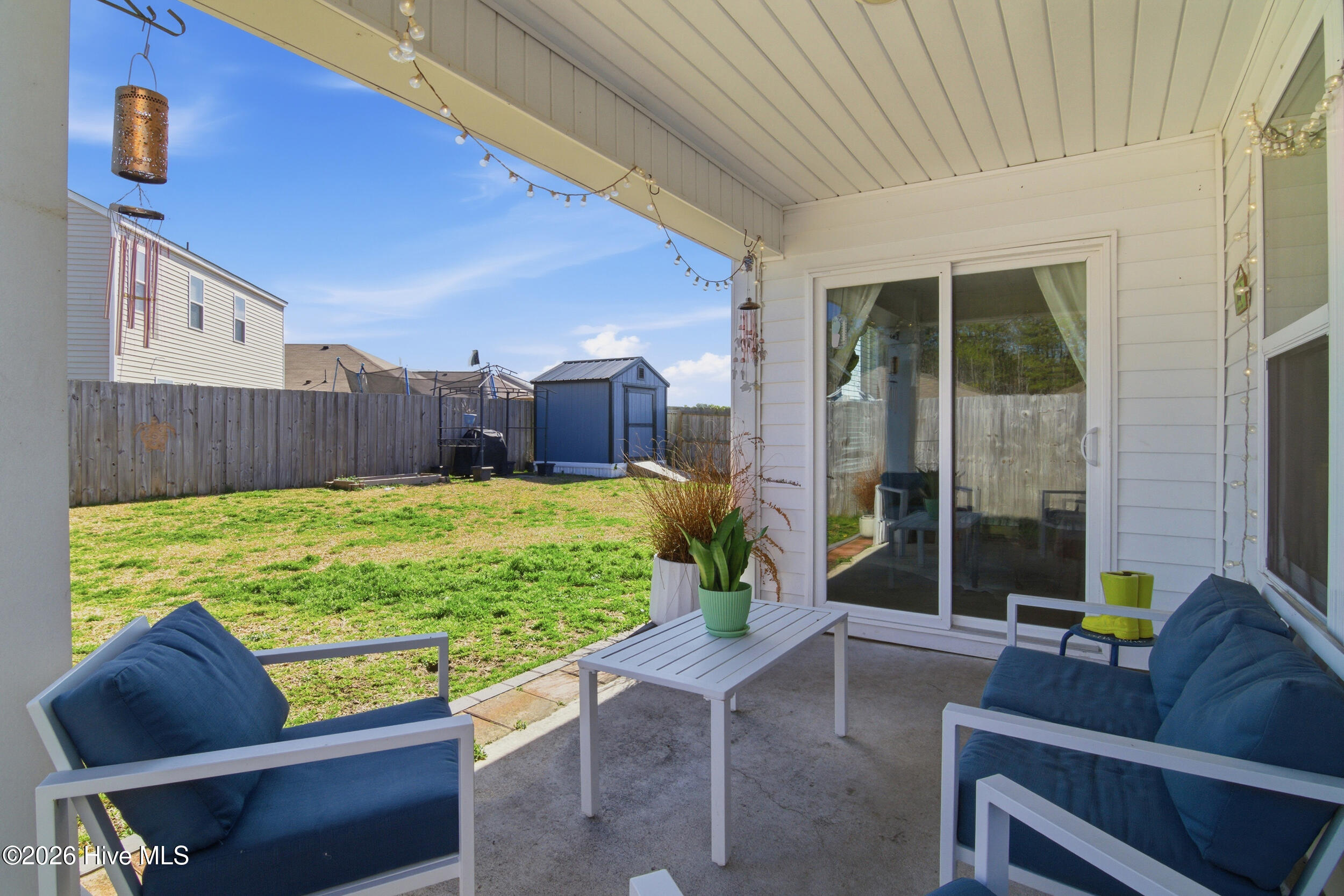 100556501 | Photo 38