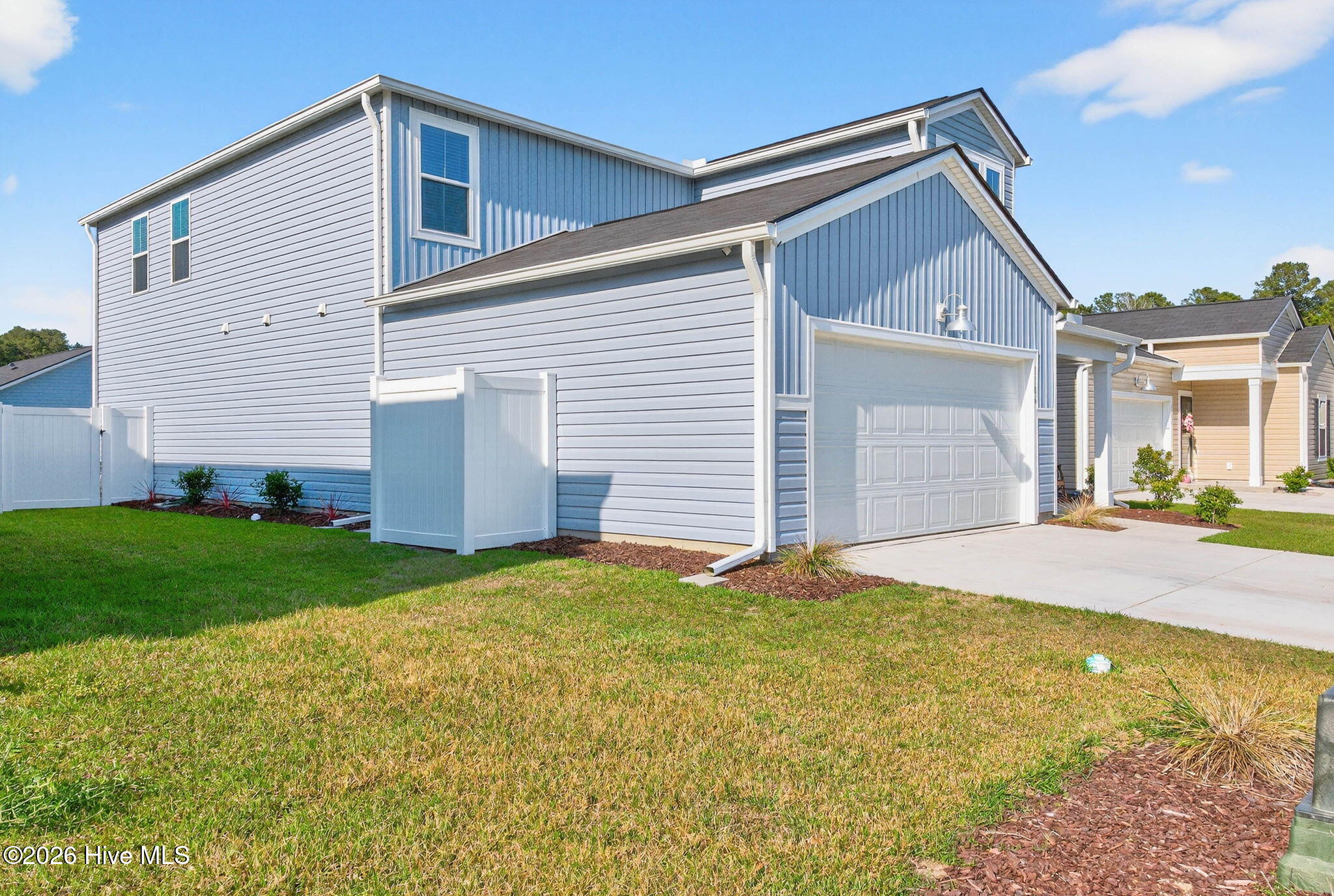 100564672 | Photo 49