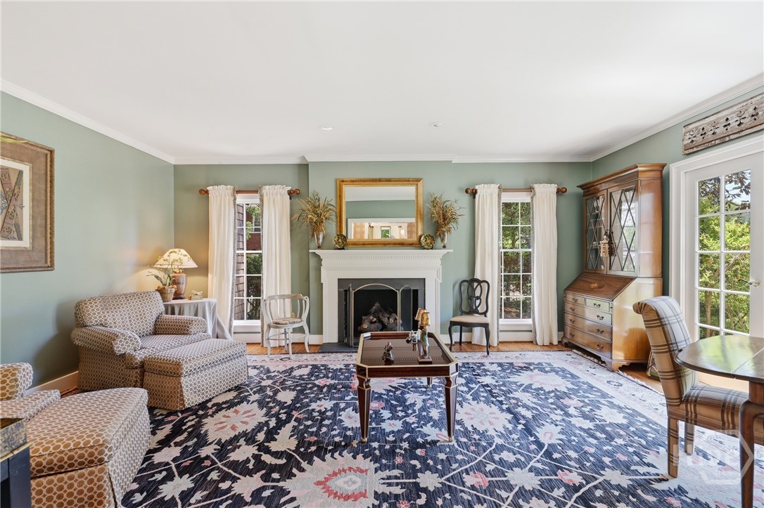 402 E 44th Street, Savannah, GA, 31405