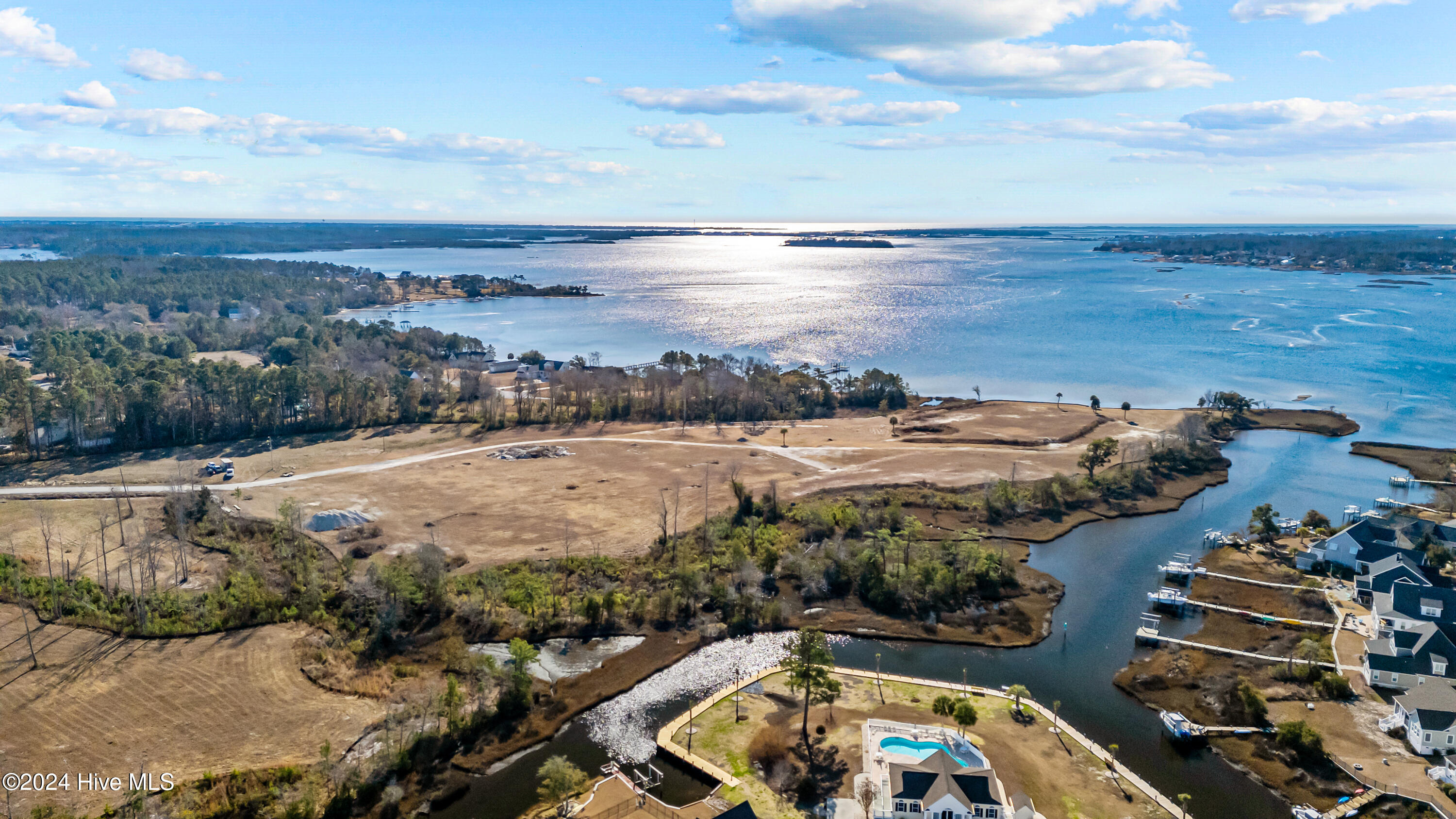 100555494 | Photo 15