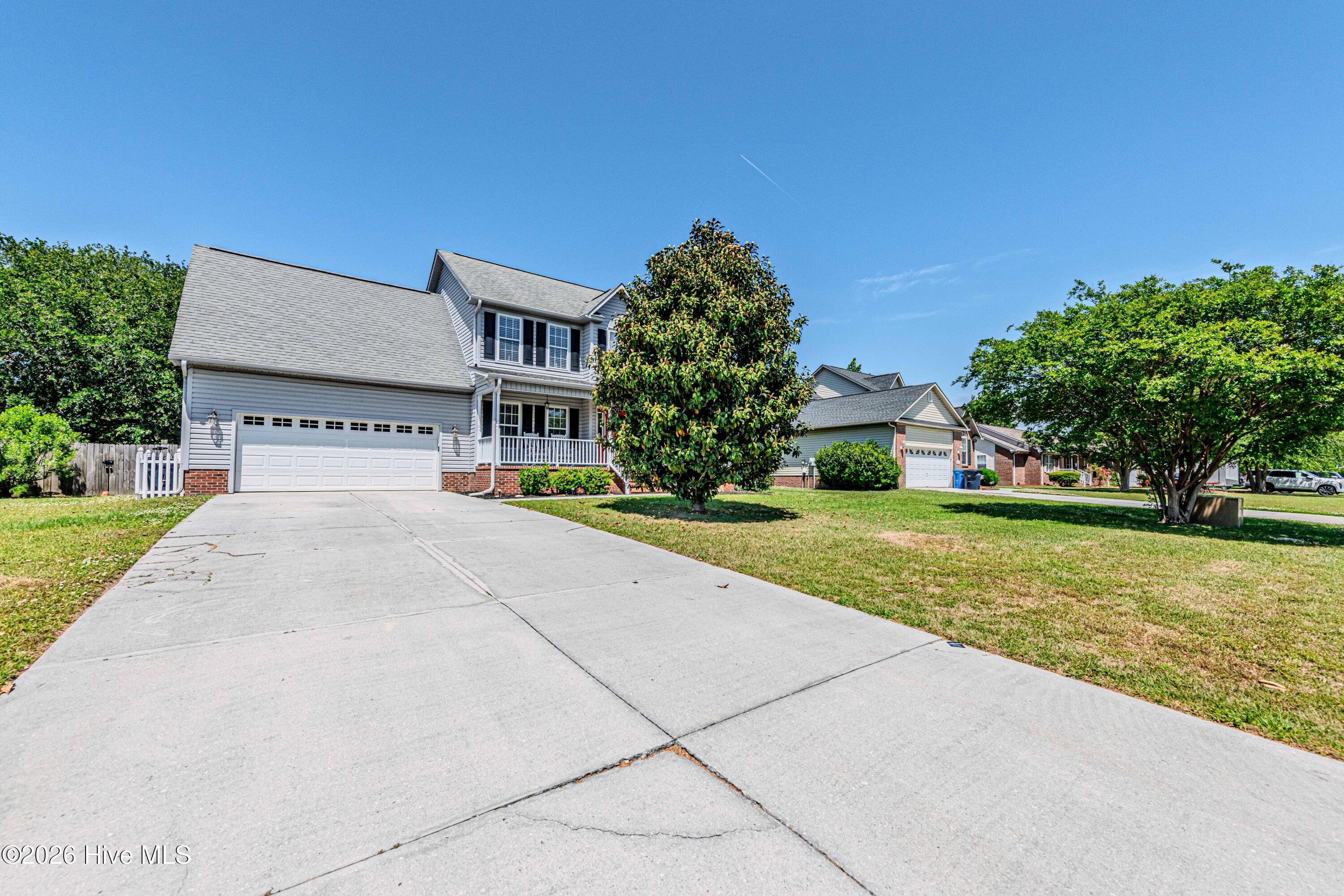 100569182 | Photo 49