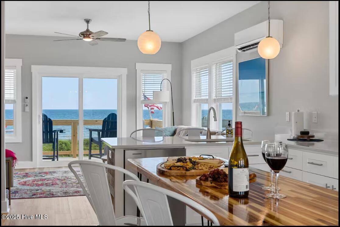 100534215 | Photo 10