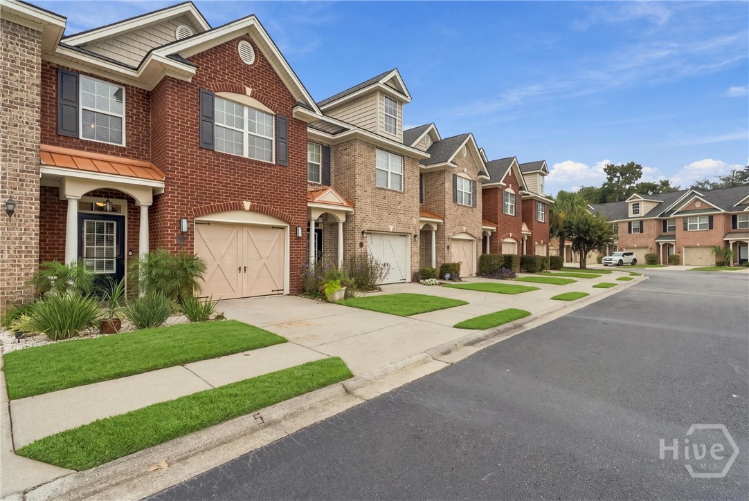 Photo 2 of Townhouse for sale at 777 King George Blvd #5, Savannah, GA 31419 | MLS# SA365315 | Listing updated on 2026-10-05