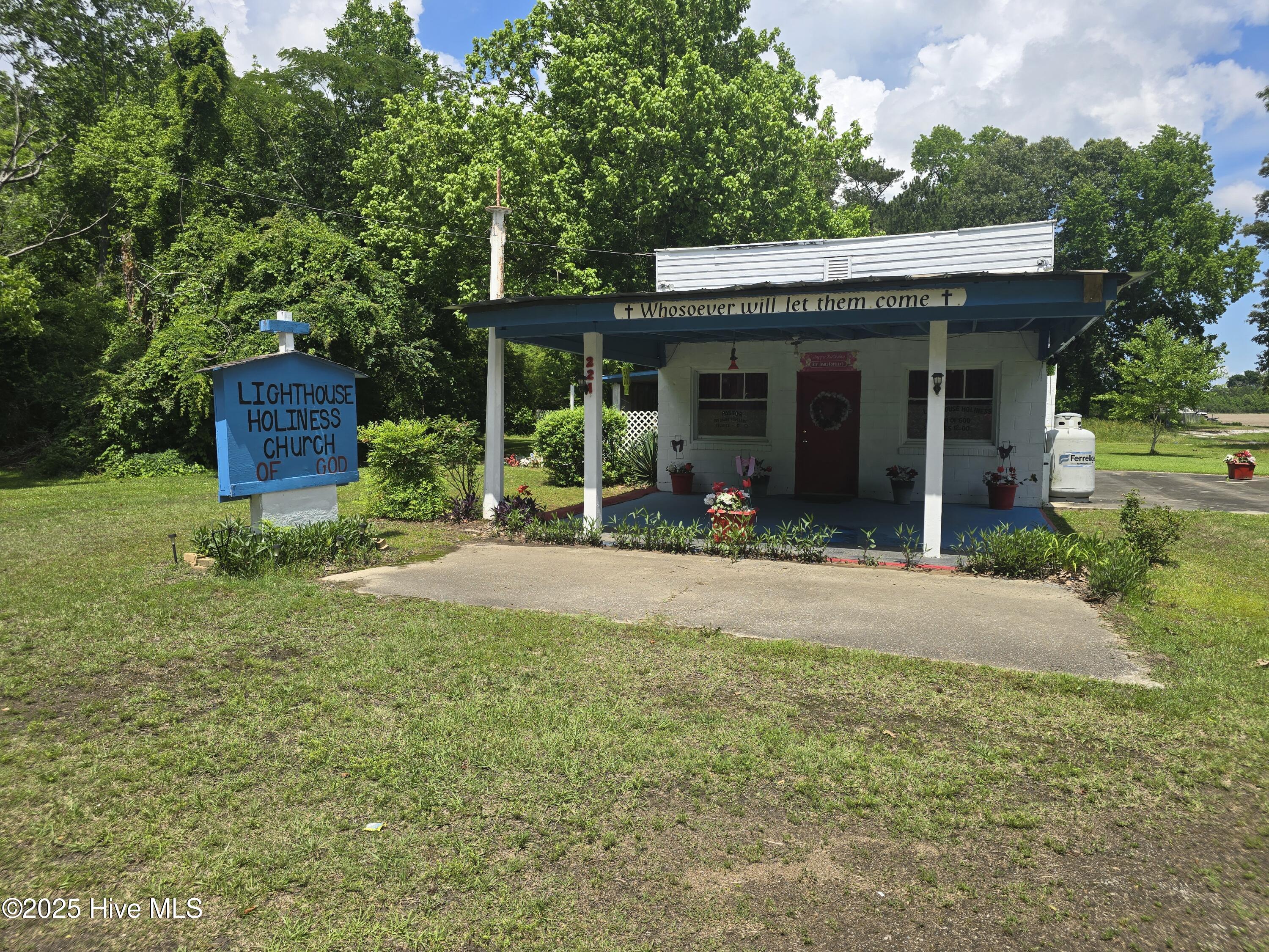 Homes for sale in Edenton, NC | 219 Poplar Neck Rd, Edenton, NC 27932 | MLS# 100511906