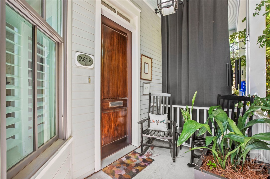Homes for sale in Savannah, GA | 2315 Barnard St, Savannah, GA 31401 | MLS# SA353355