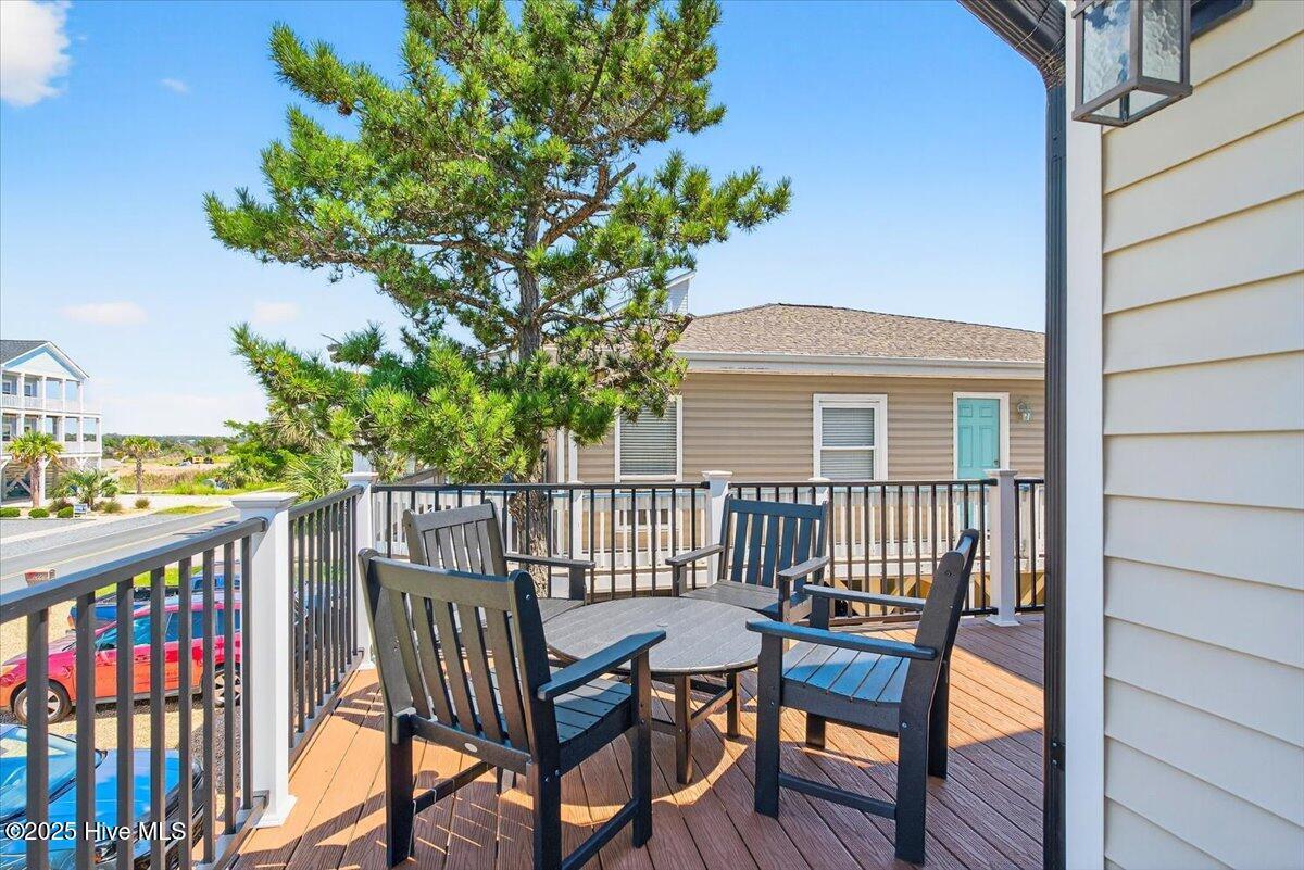 100529253 | Photo 40