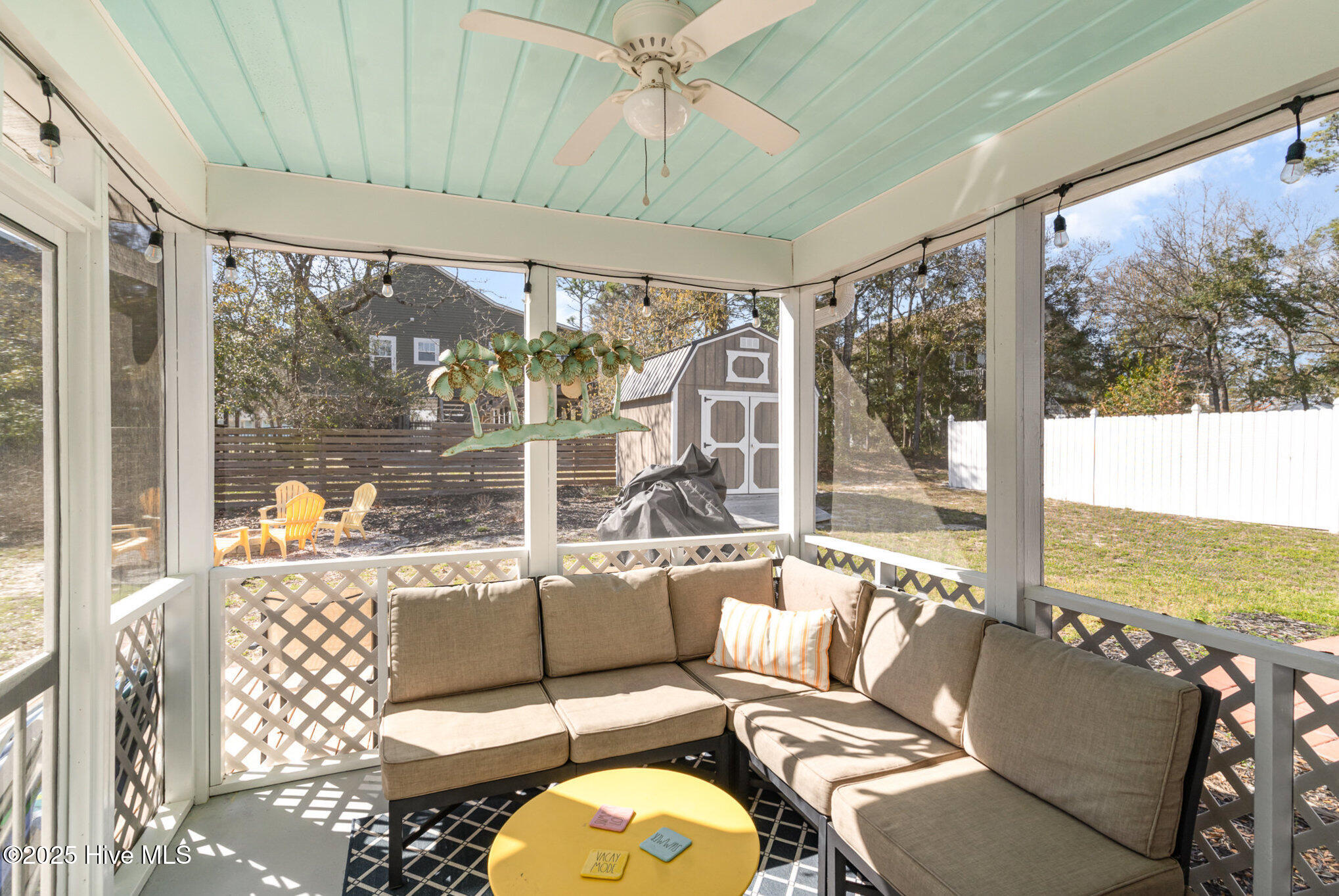 100497000 | Photo 28