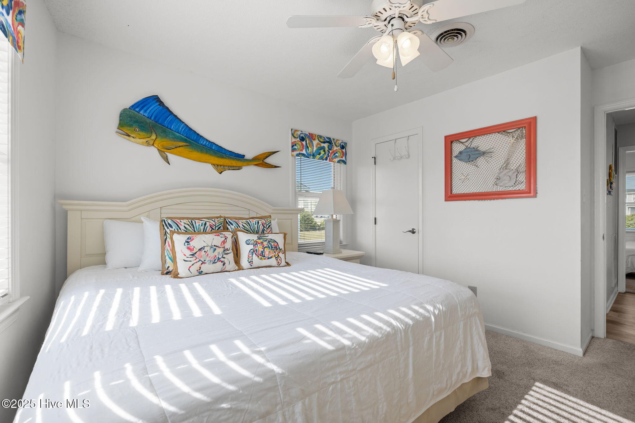 100543368 | Photo 39