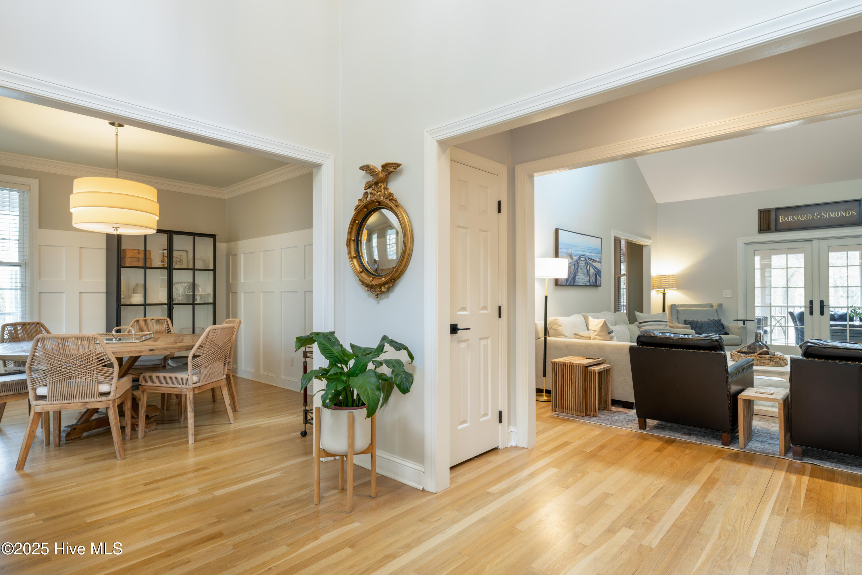 100544767 | Photo 14