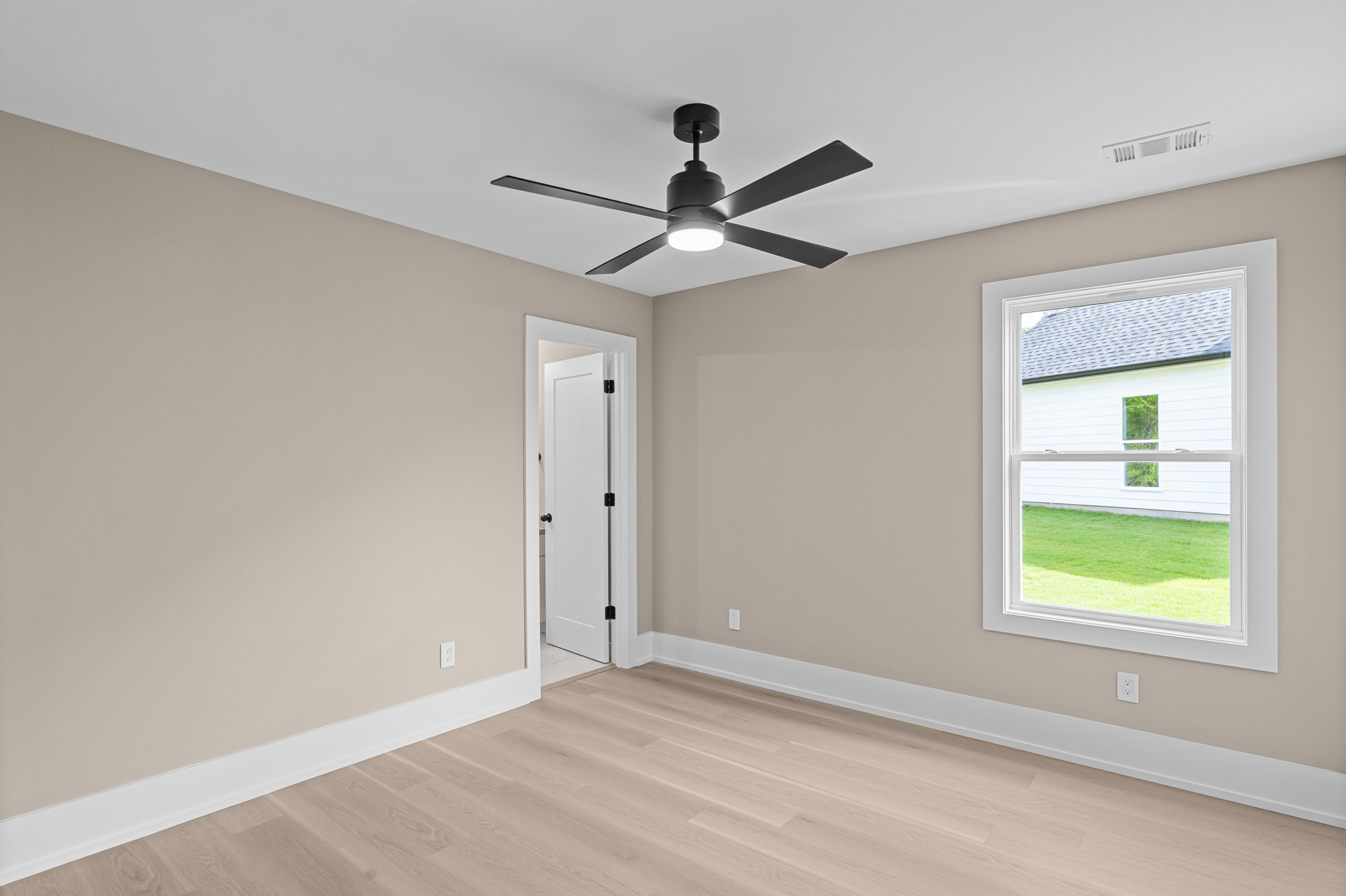 Guest Bedroom with Ensuite Bath on Main