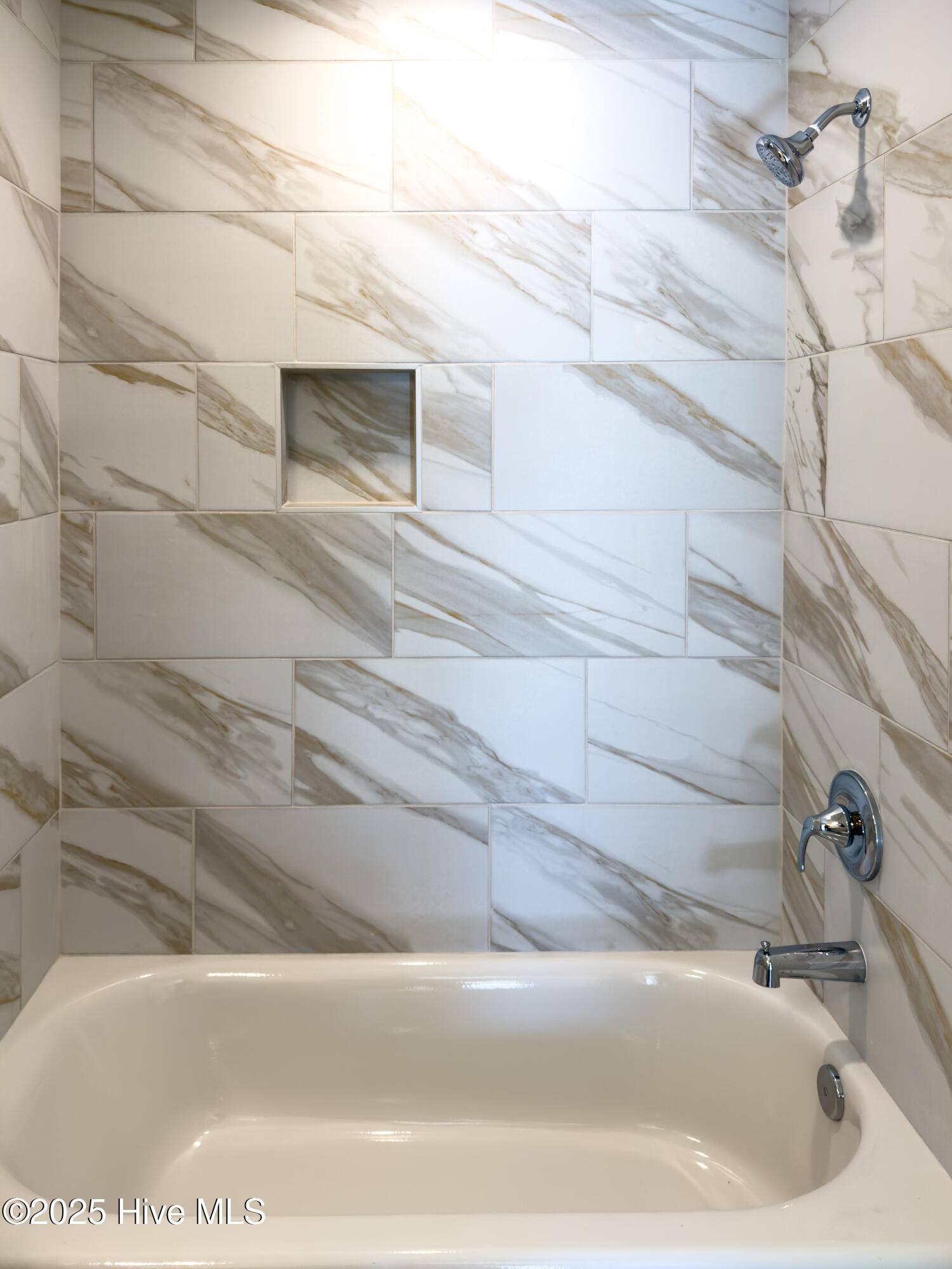 100547481 | Photo 29