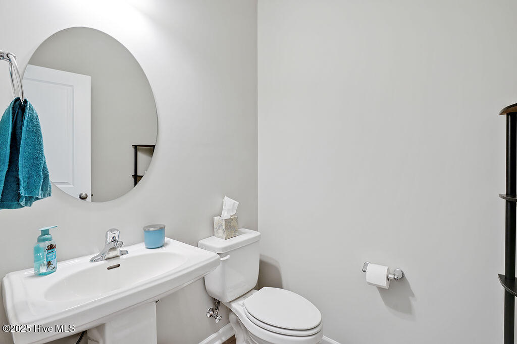 100563599 | Photo 61