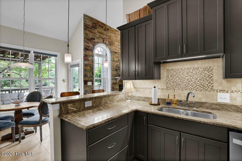 707 N Green Tee Road, Hampstead, NC, 28443