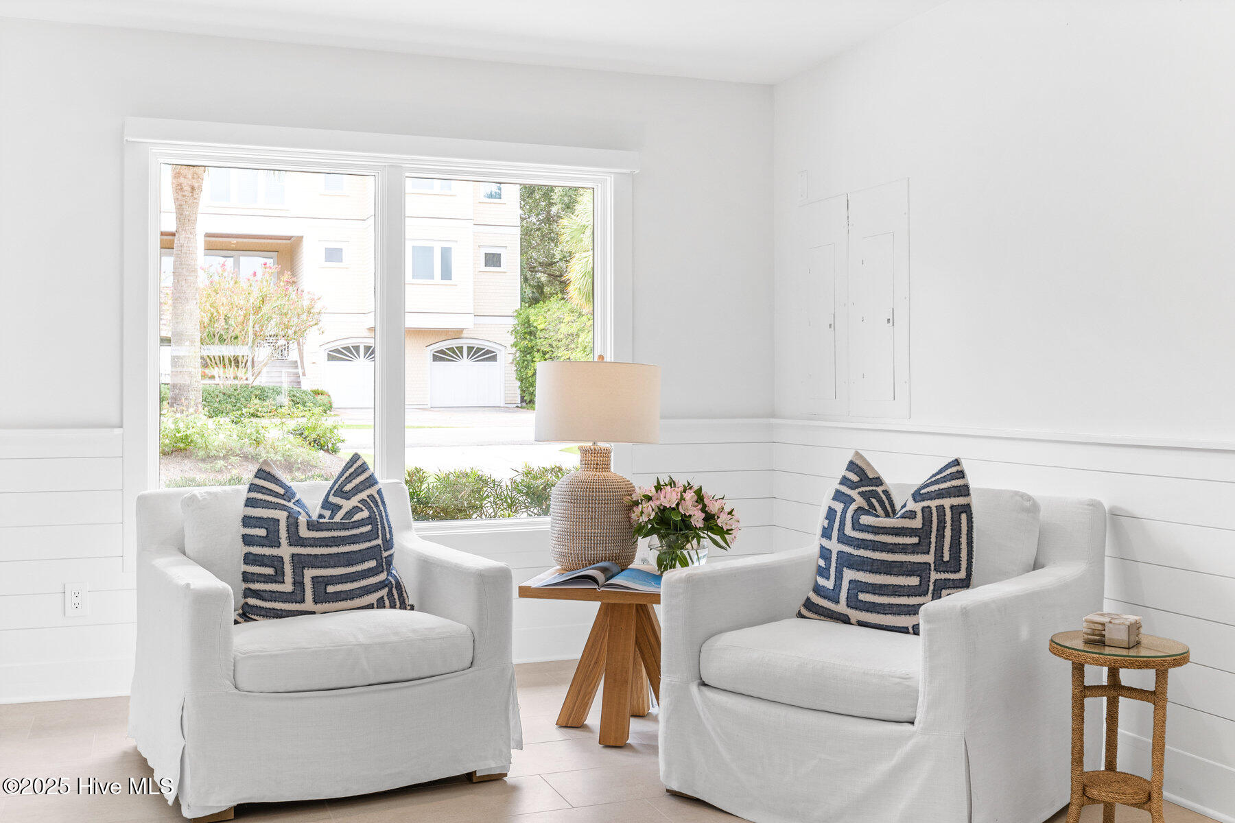 100530519 | Photo 38