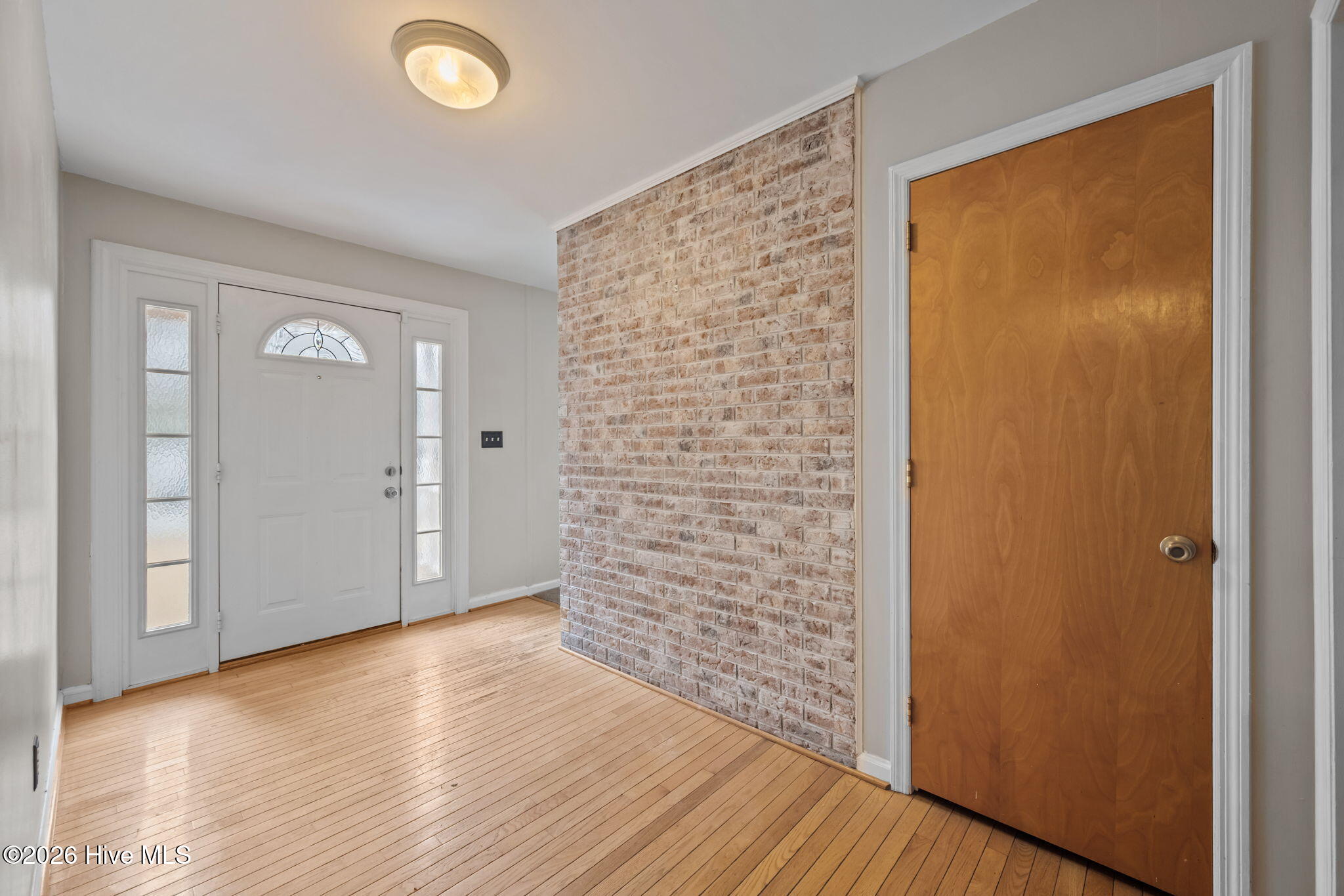 100554192 | Photo 27