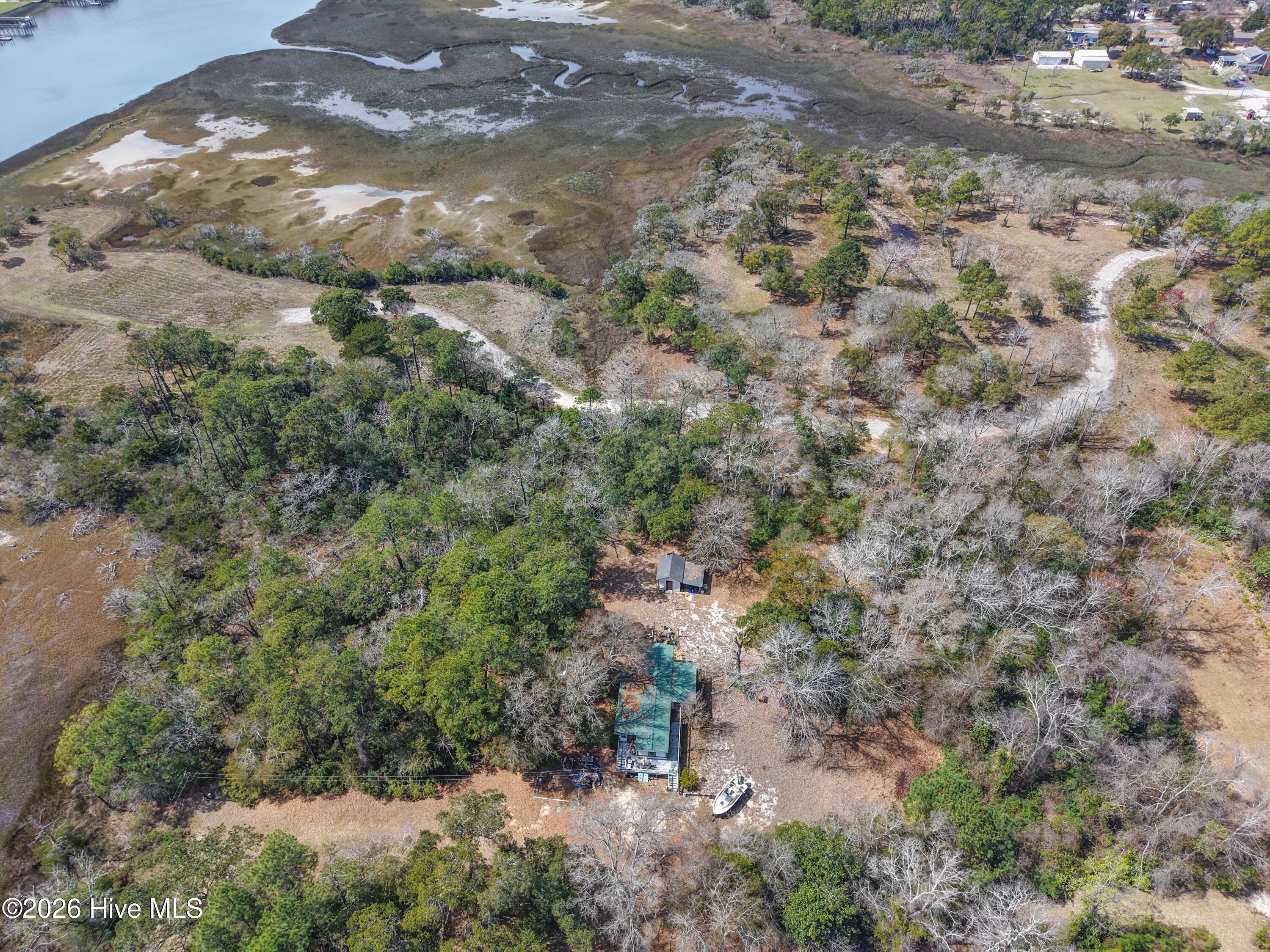 100567014 | Photo 35