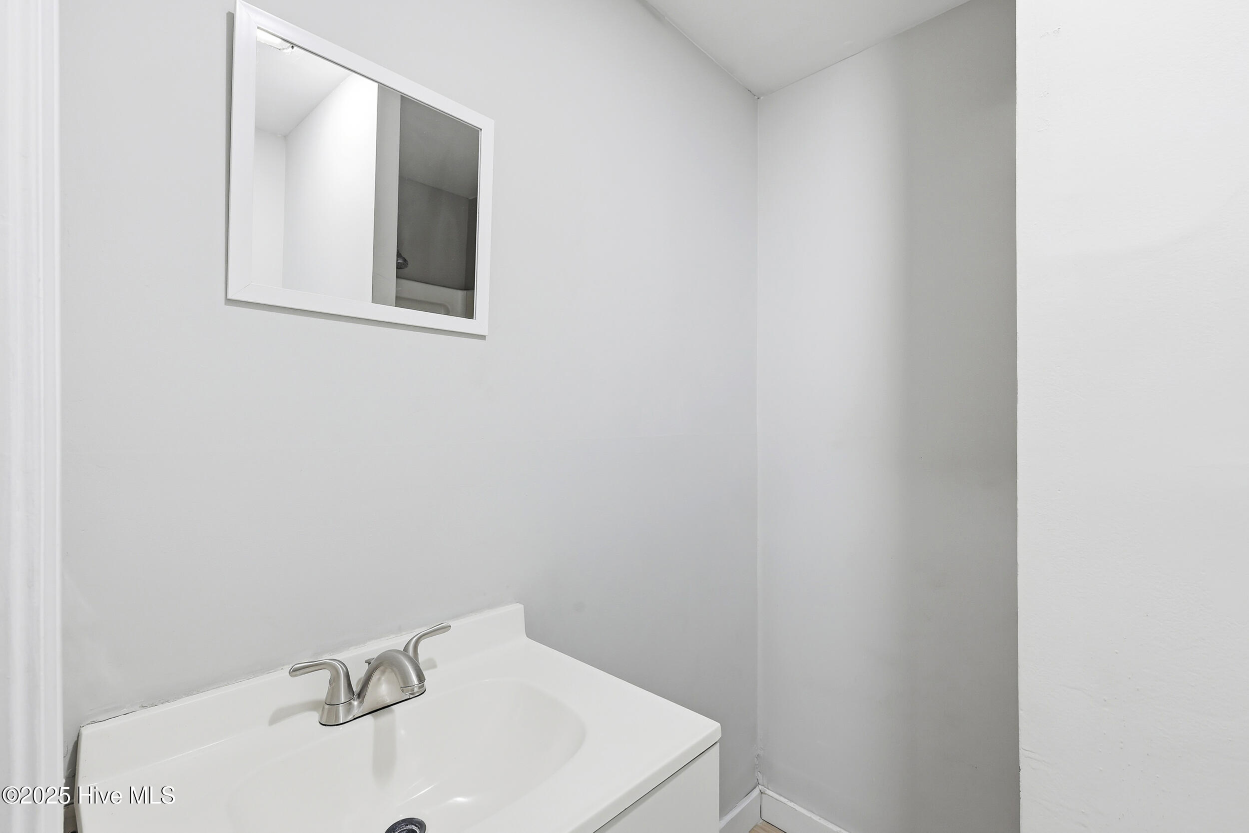 100538840 | Photo 13