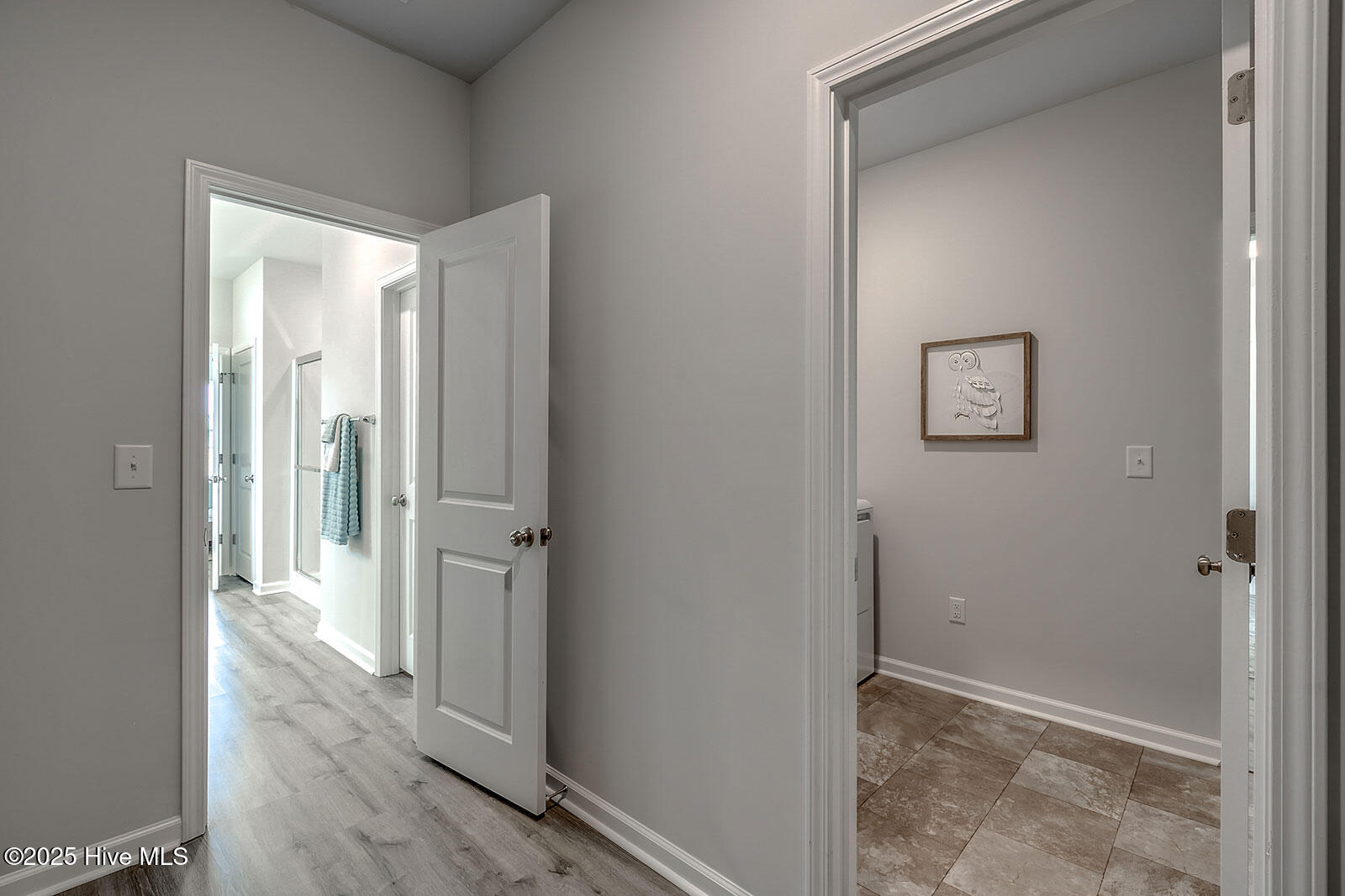 100548042 | Photo 11