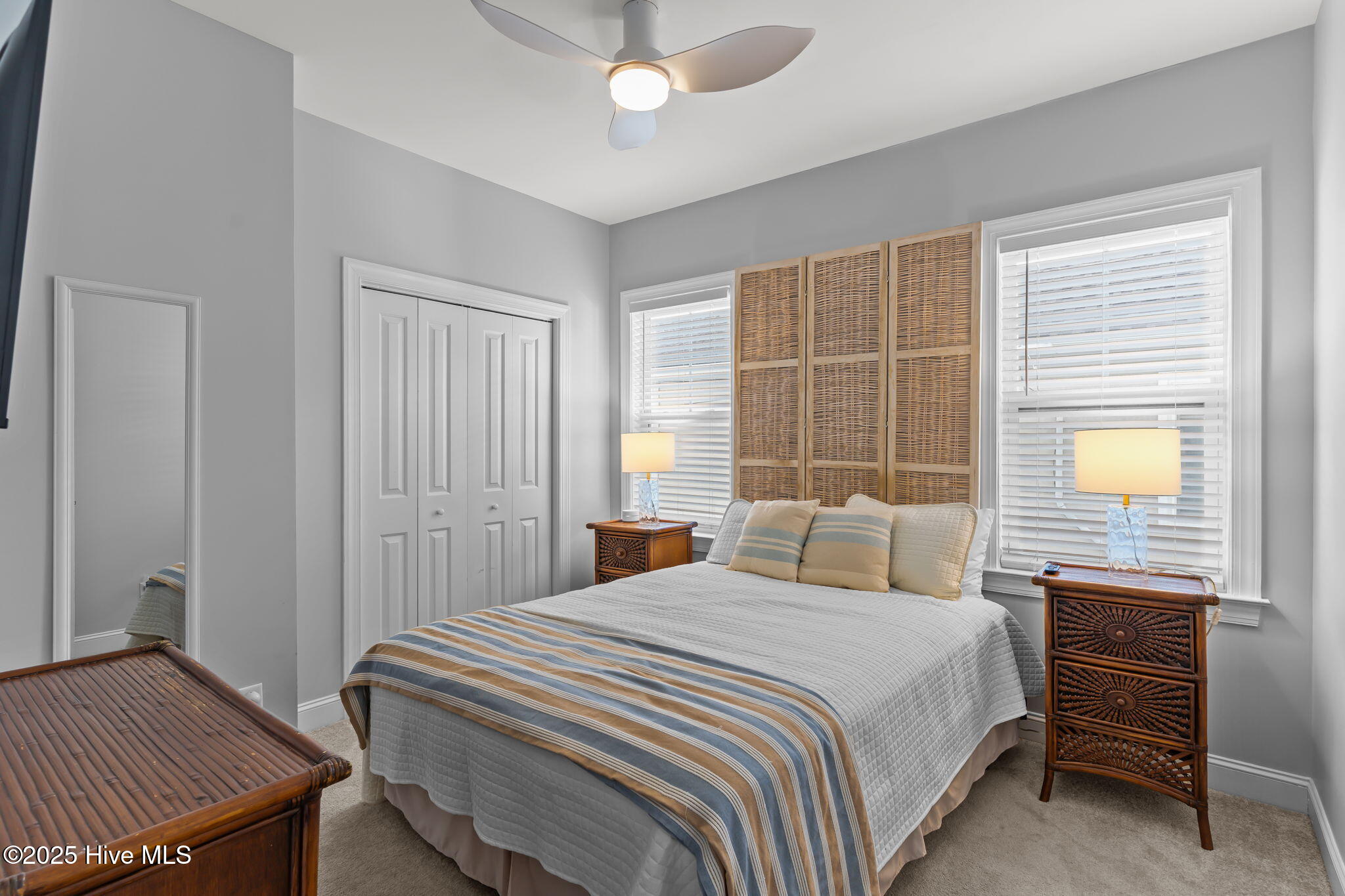 100540716 | Photo 33