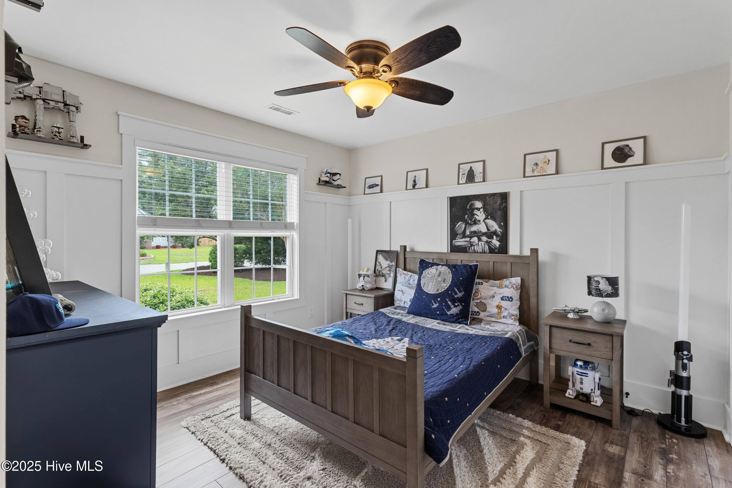 100552310 | Photo 26