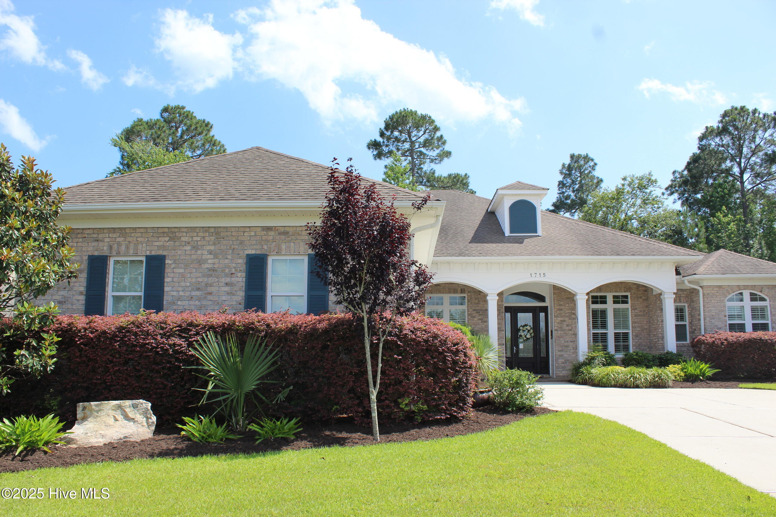 100481960 | Photo 11