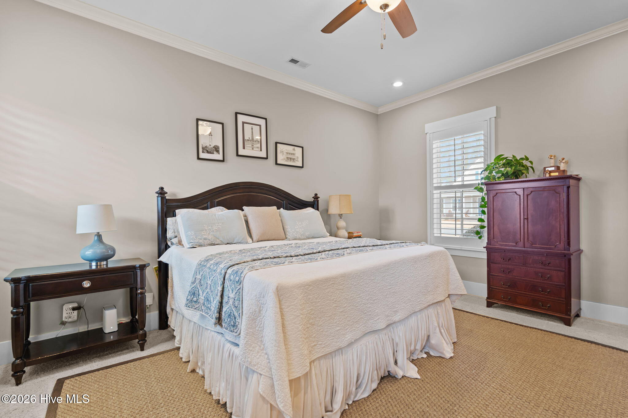 100547967 | Photo 22