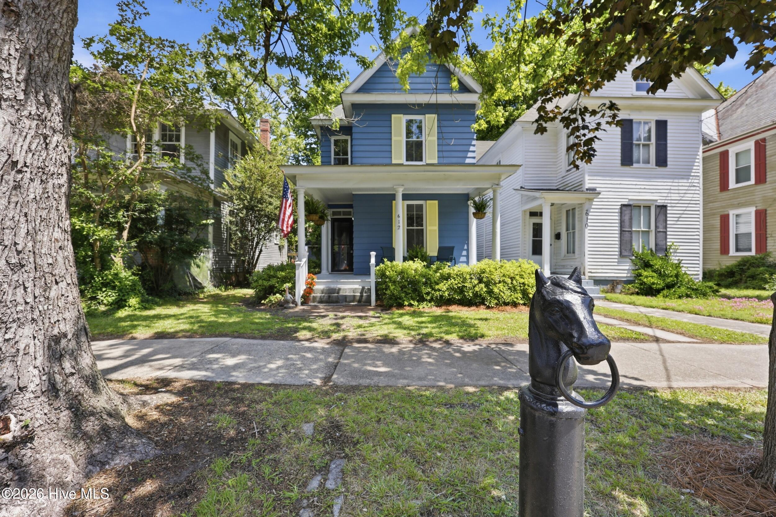 Featured listings Featured listings