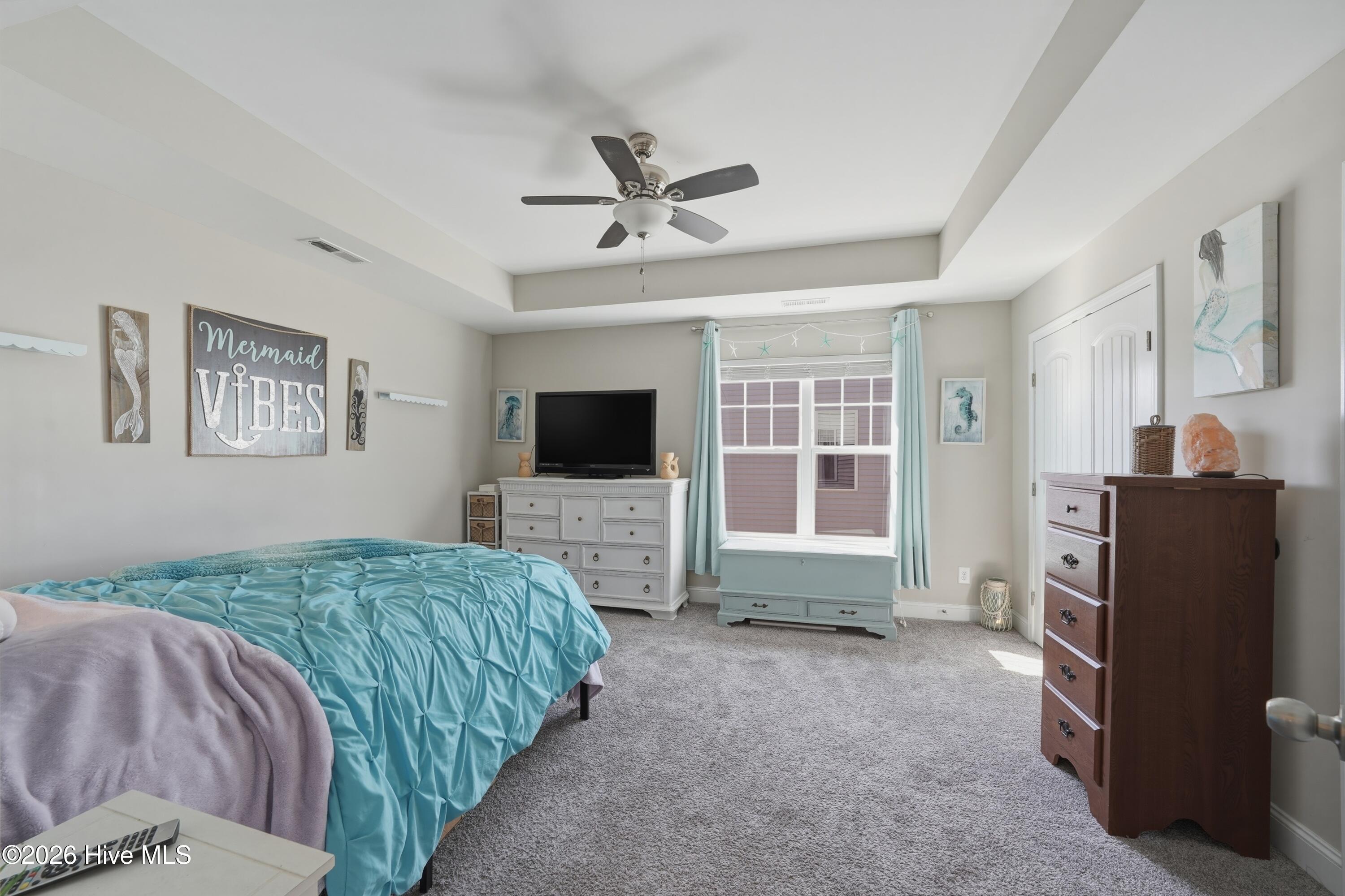 100557354 | Photo 54