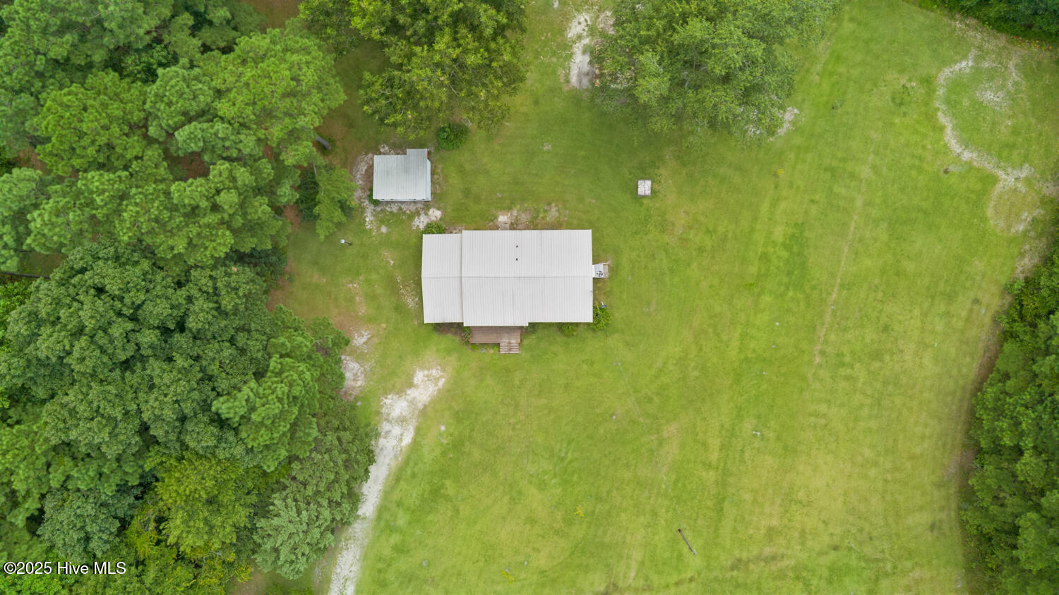 100520371 | Photo 36