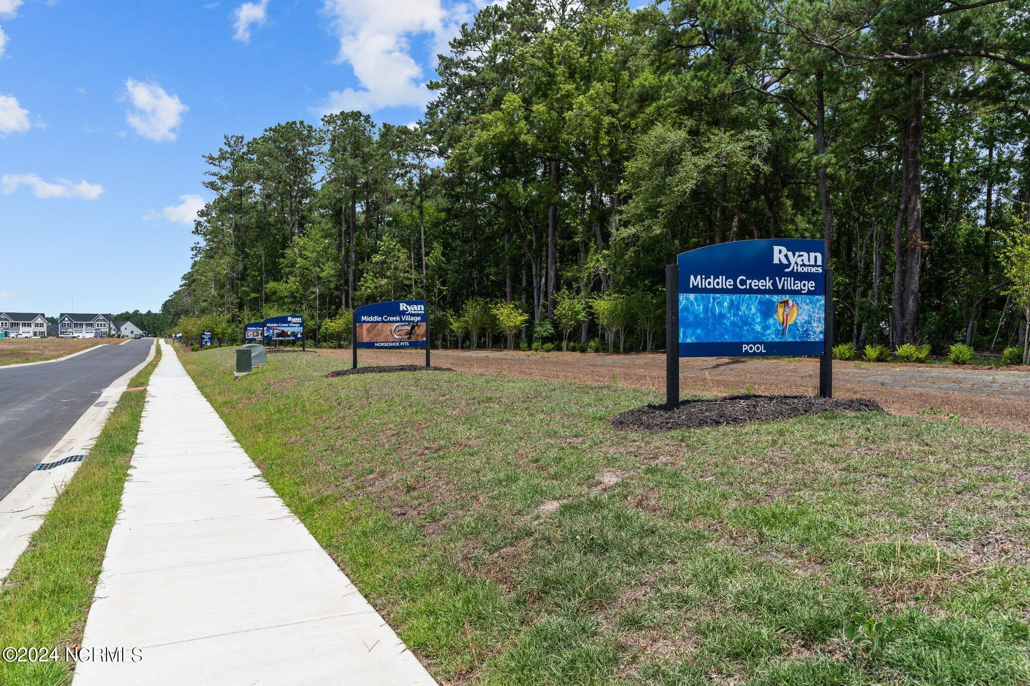 100560067 | Photo 25