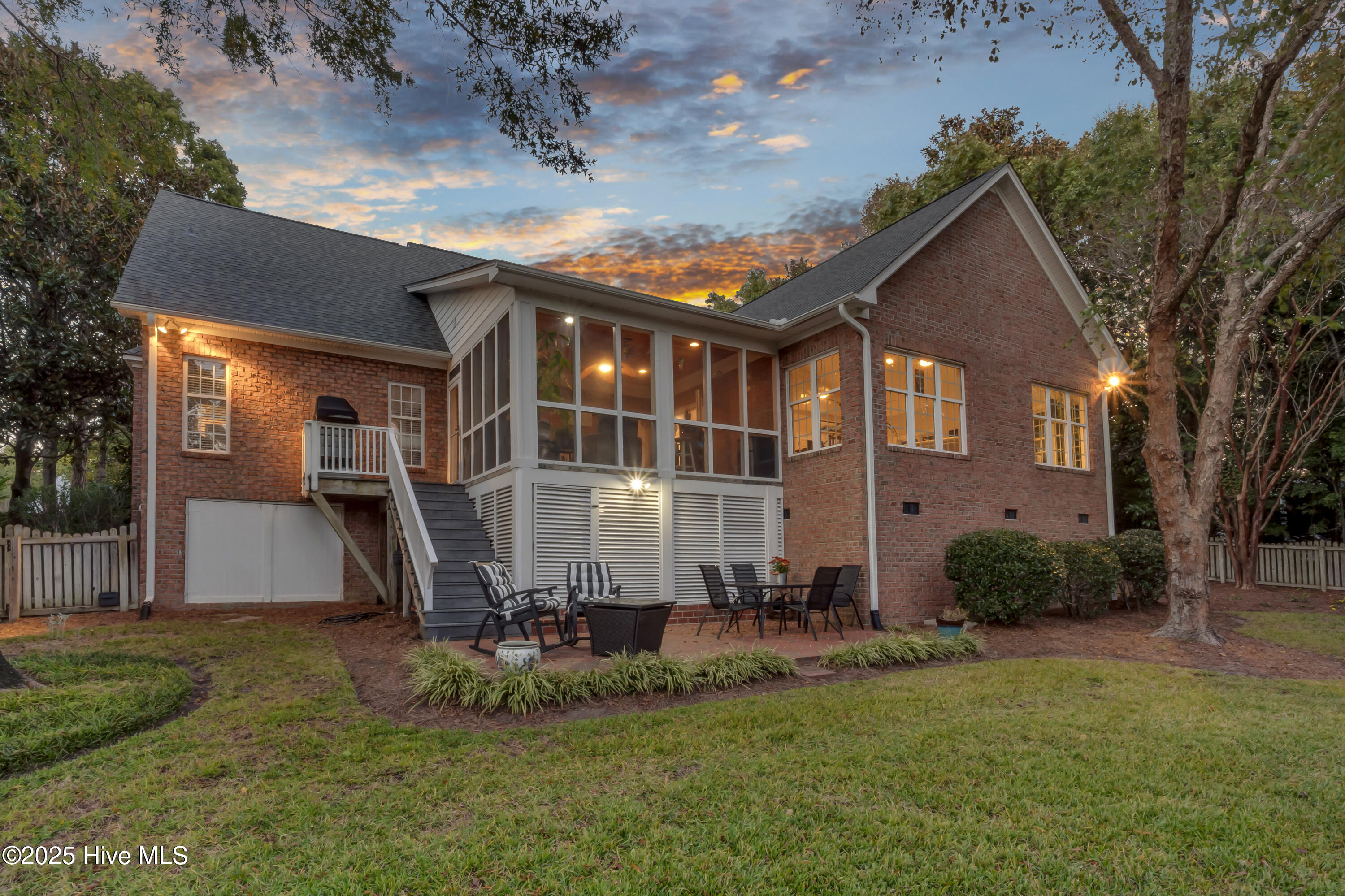 100539062 | Photo 56