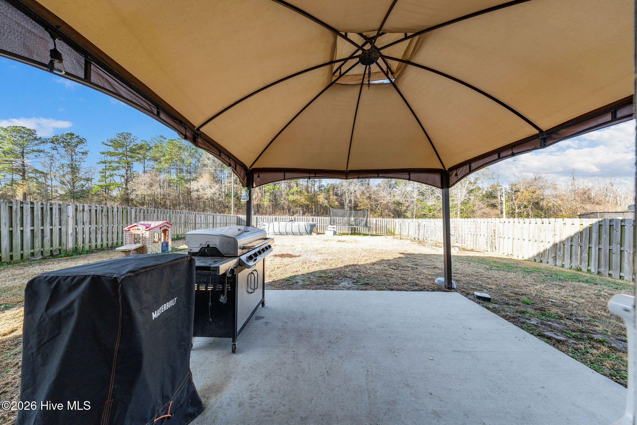 100548574 | Photo 31