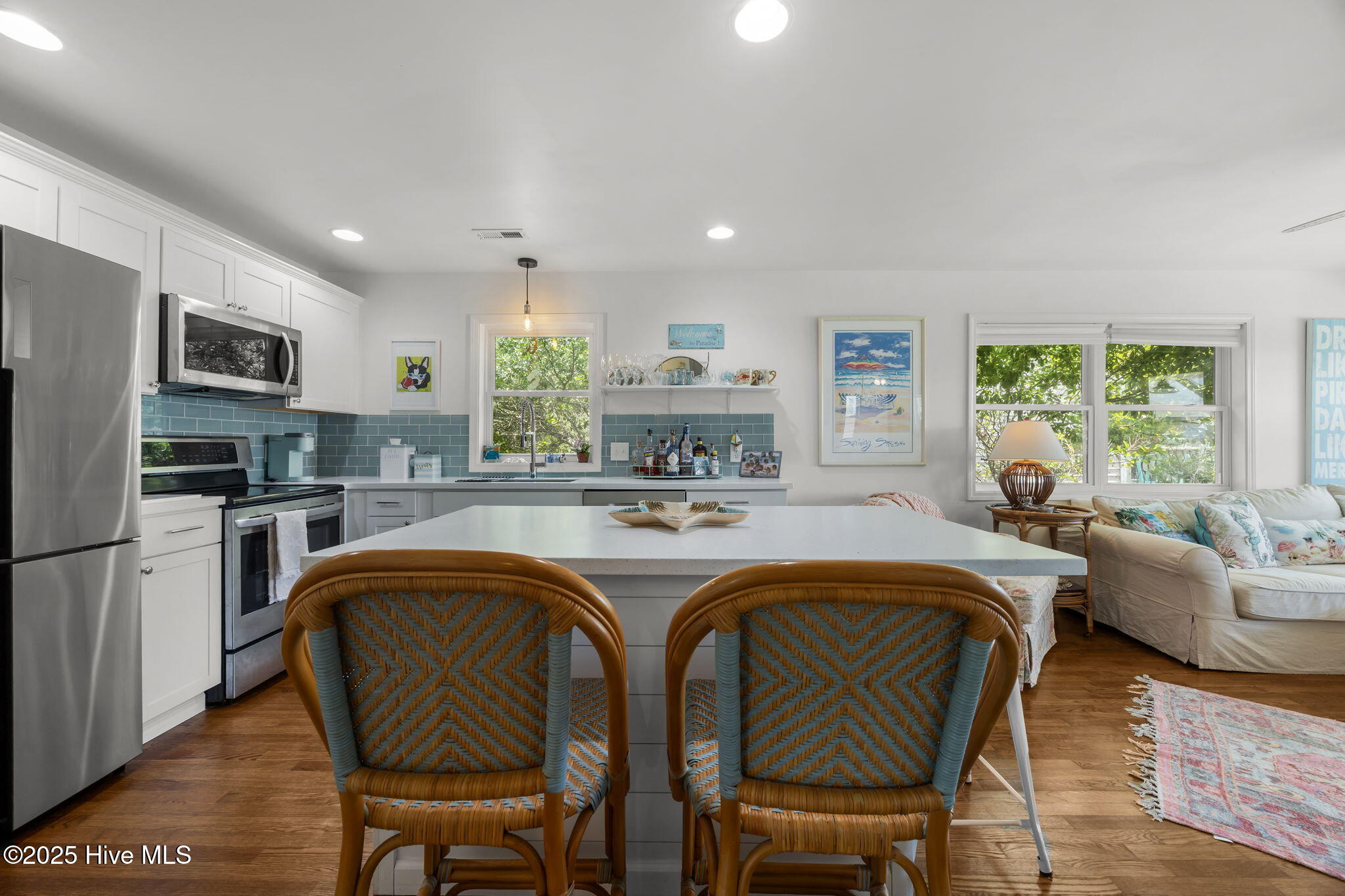 100522215 | Photo 32