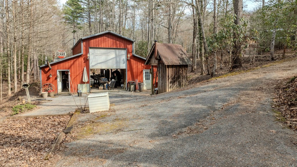 2130 Hedden Road, Murphy, NC 28906 Listing Photo  9