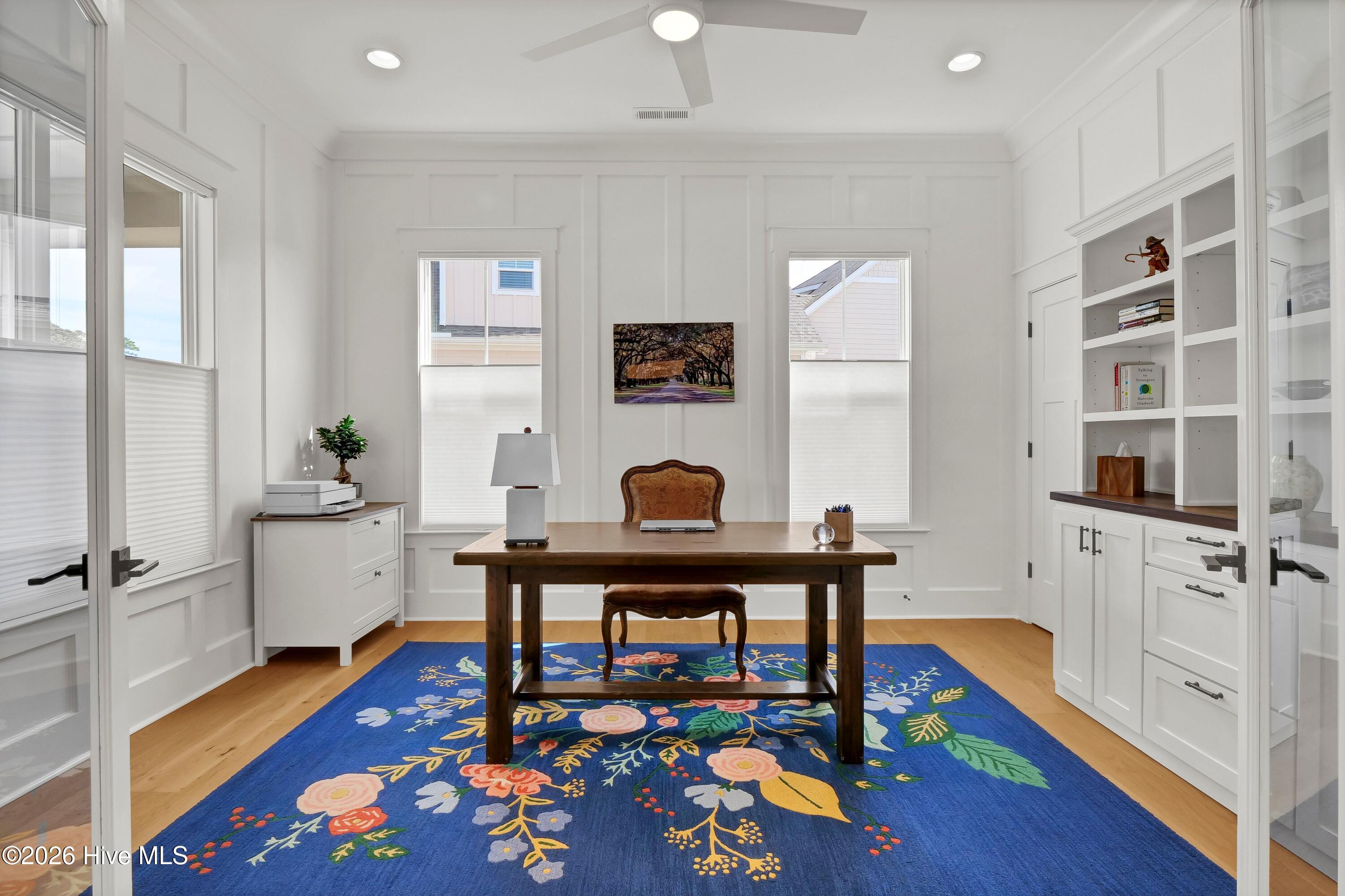 100566298 | Photo 10