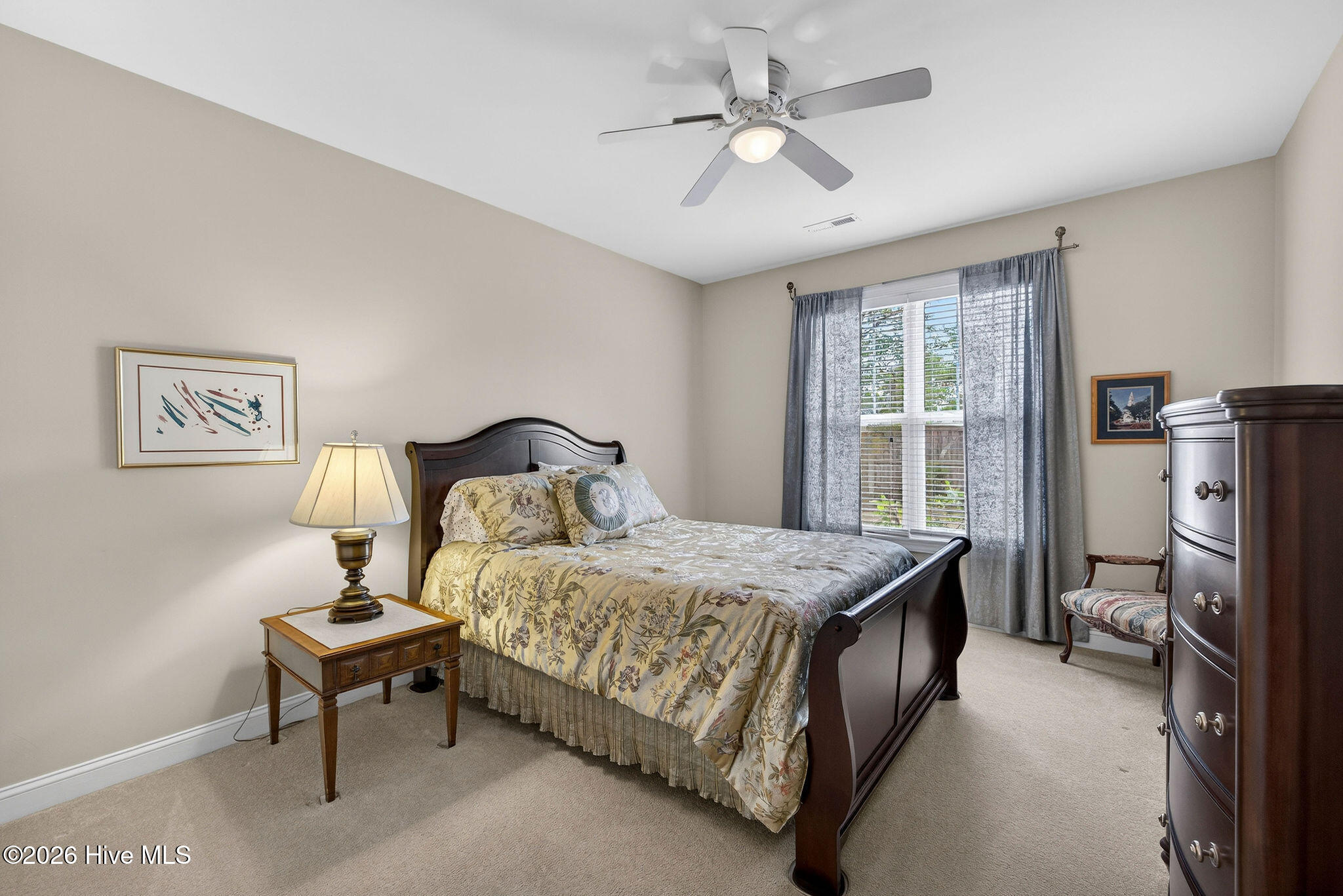 100565729 | Photo 26