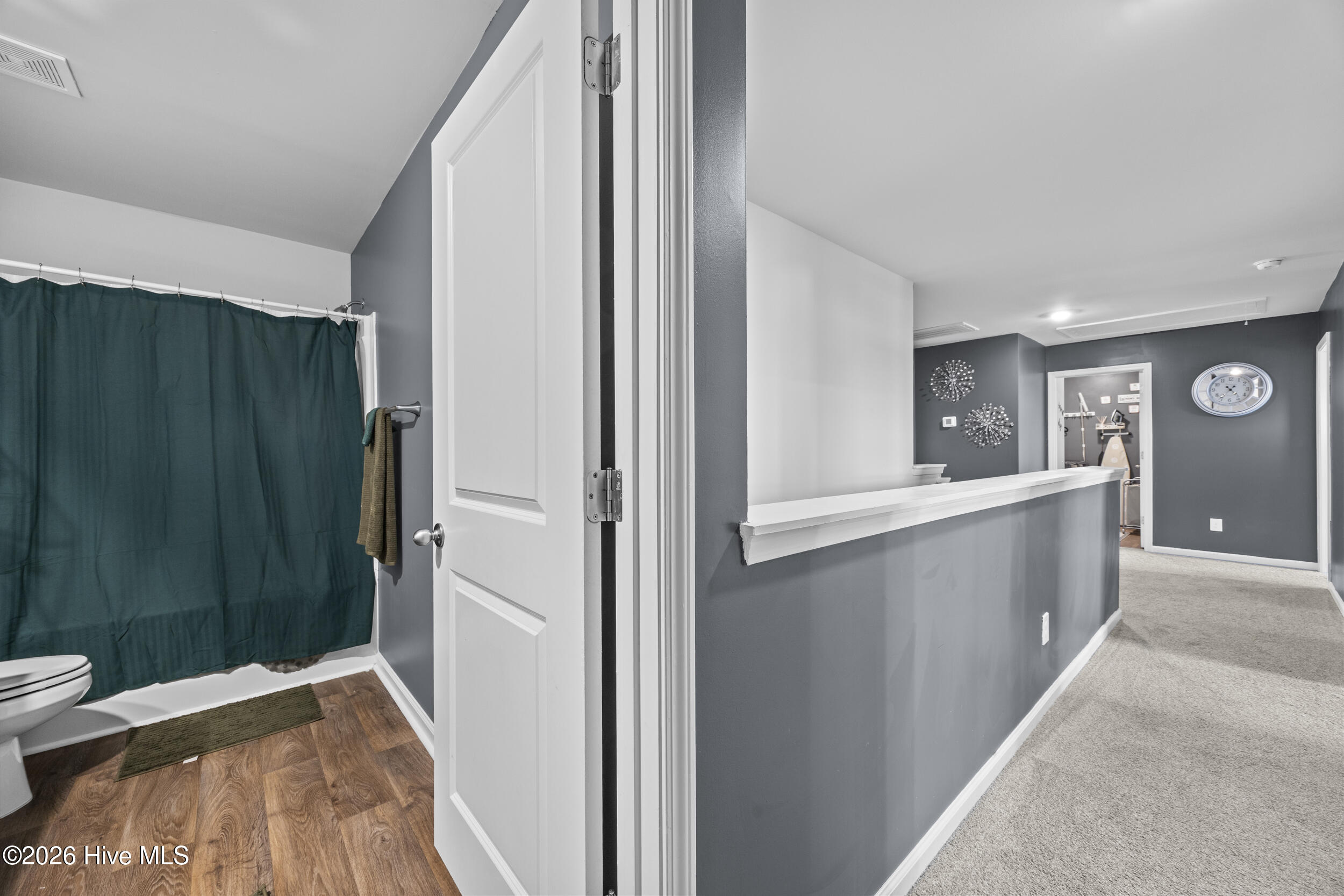 100558909 | Photo 29