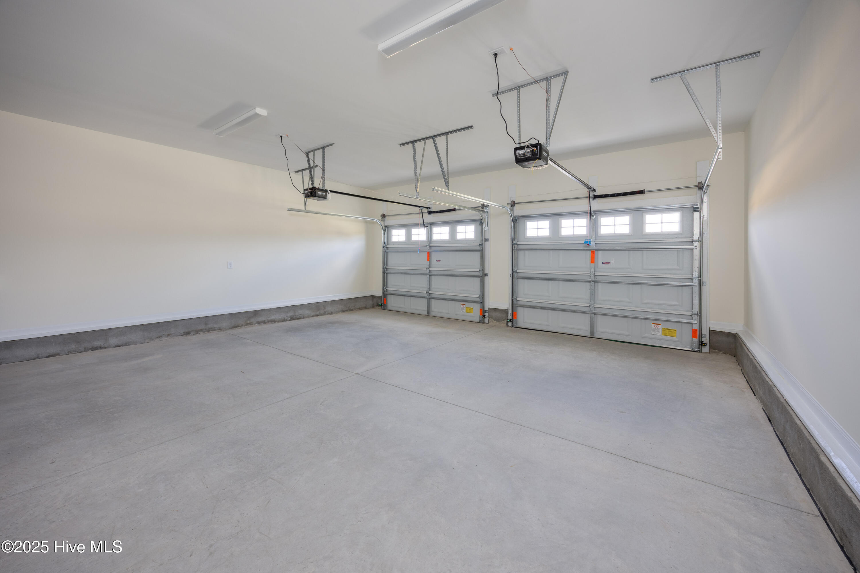 Homes for sale in Clinton, NC | 101 Deer View Lane Lane, Clinton, NC 28328 | MLS# 100540819