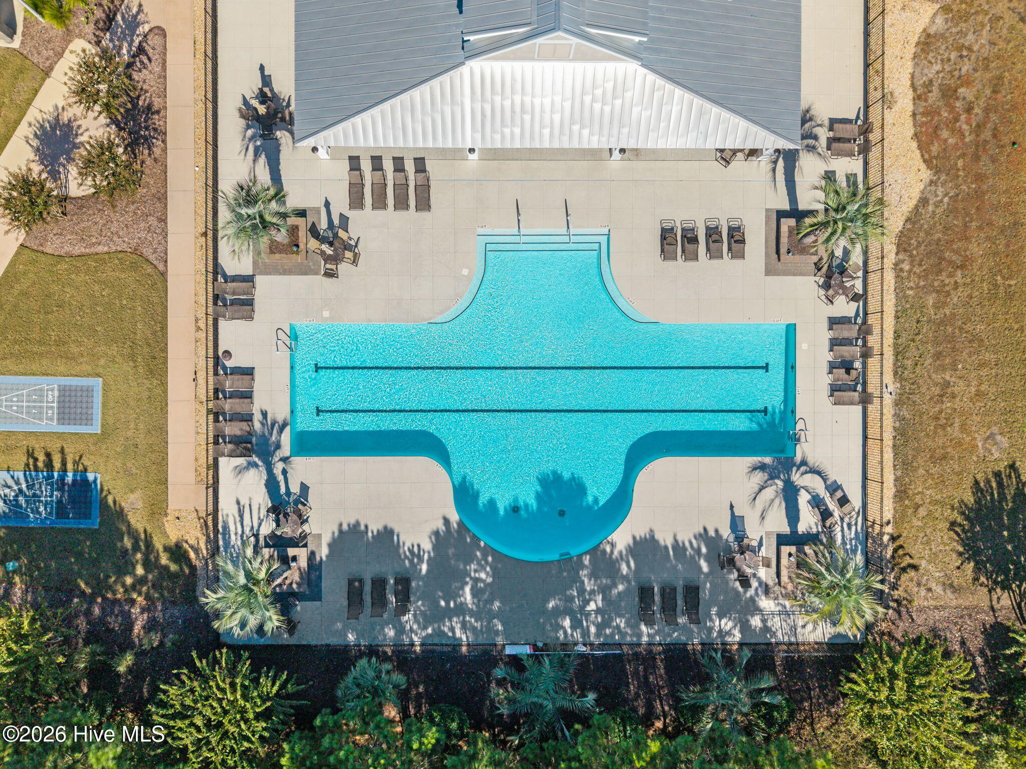 100555251 | Photo 63