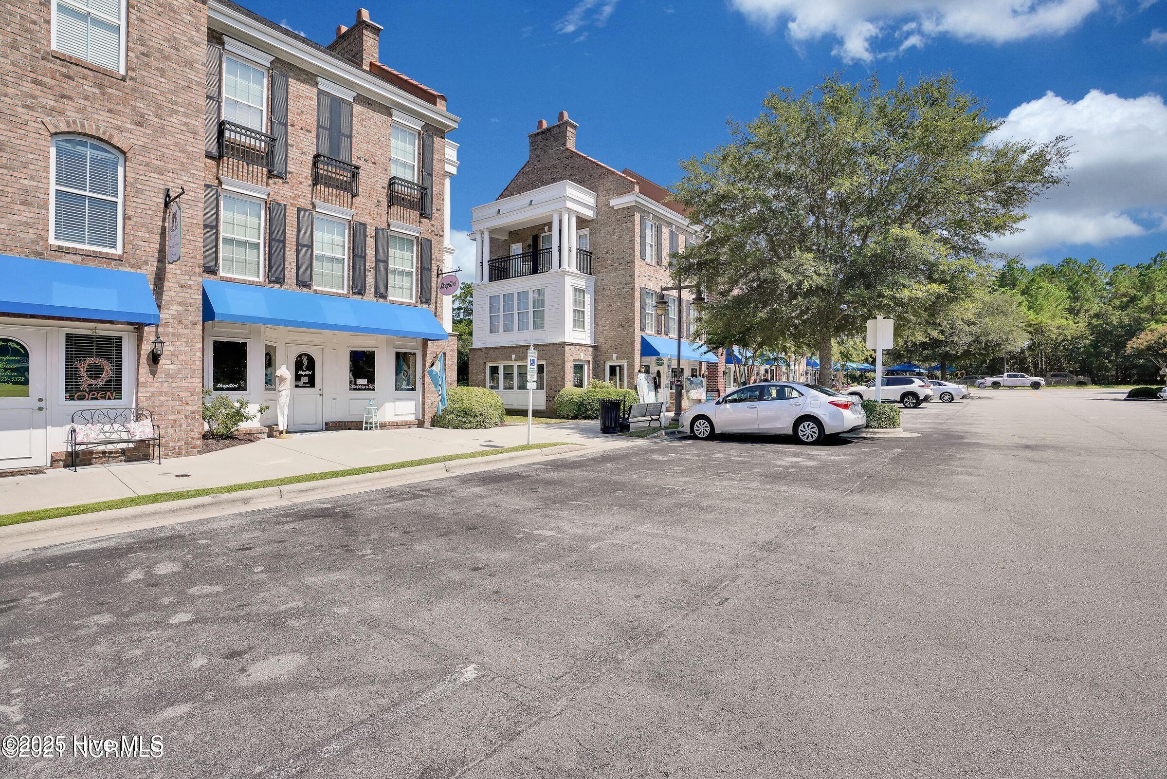 100514003 | Photo 19