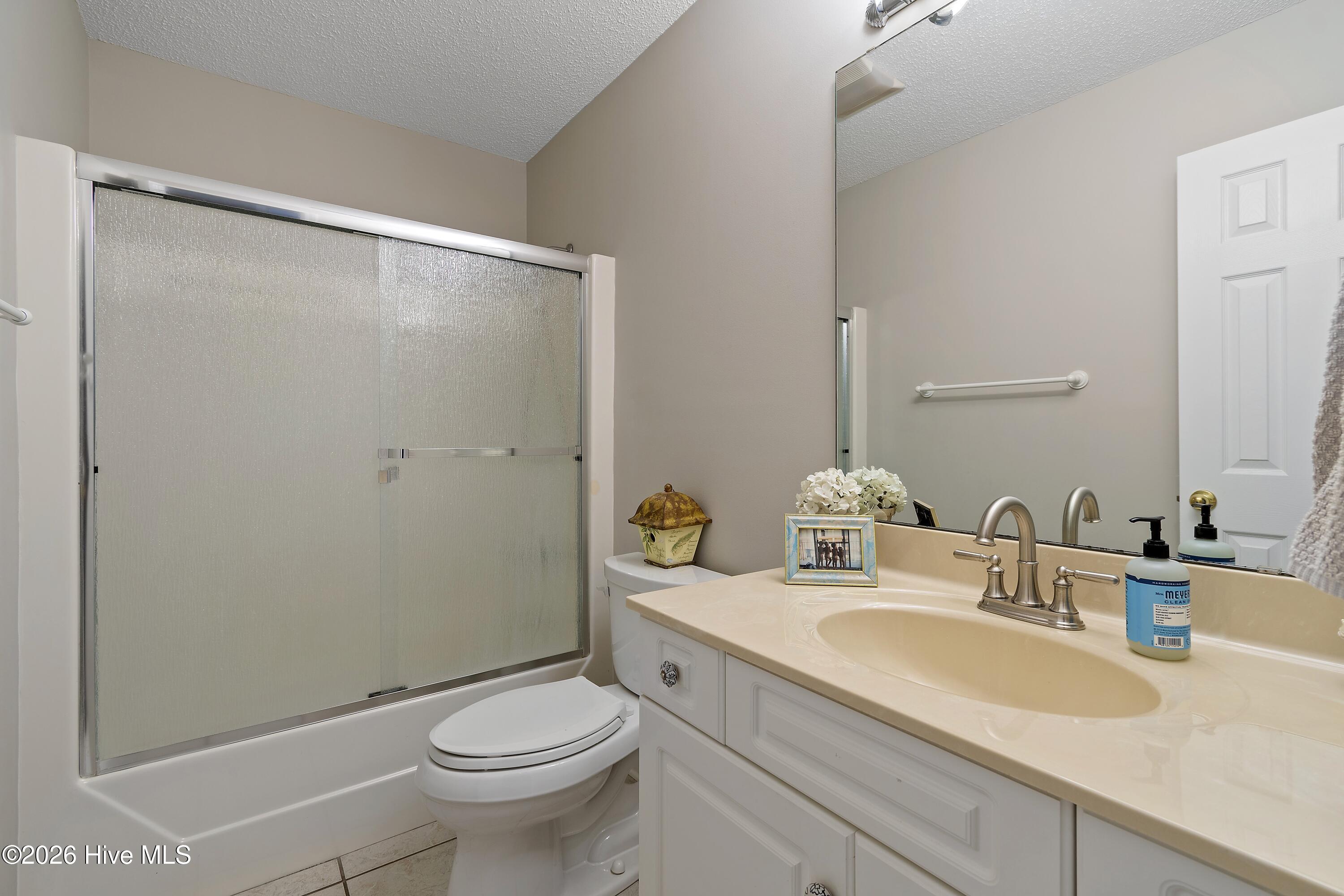 100555081 | Photo 28