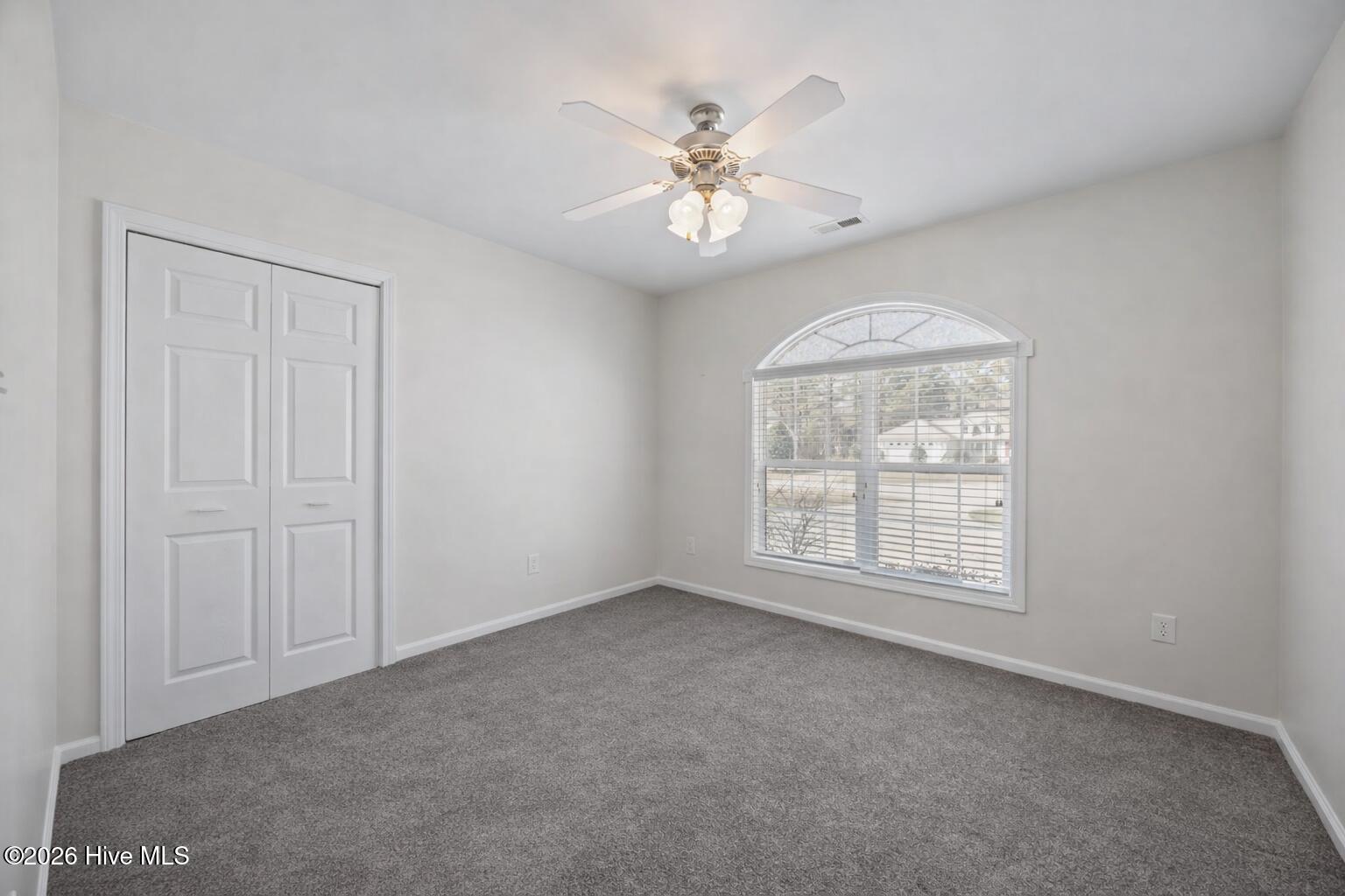 100560523 | Photo 25