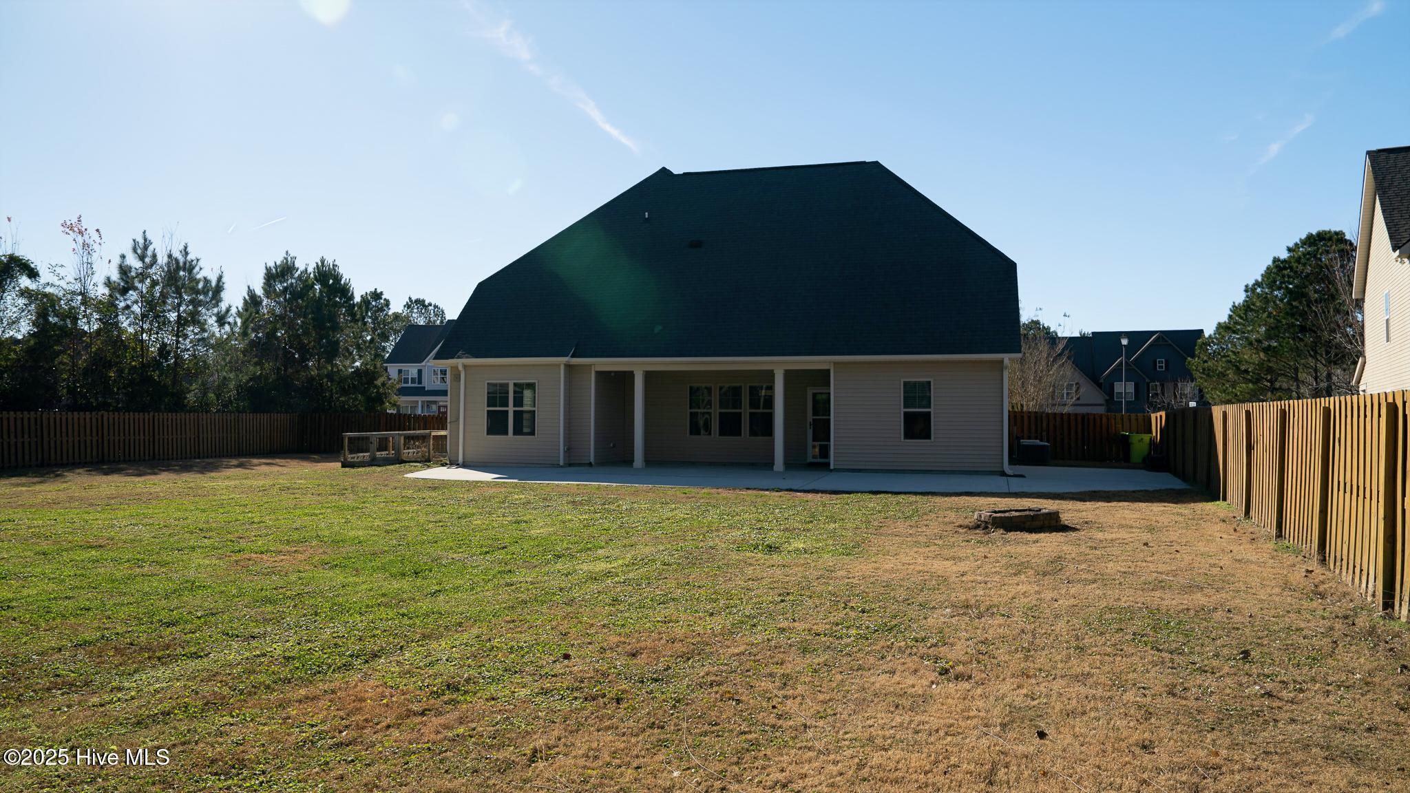 100545040 | Photo 26