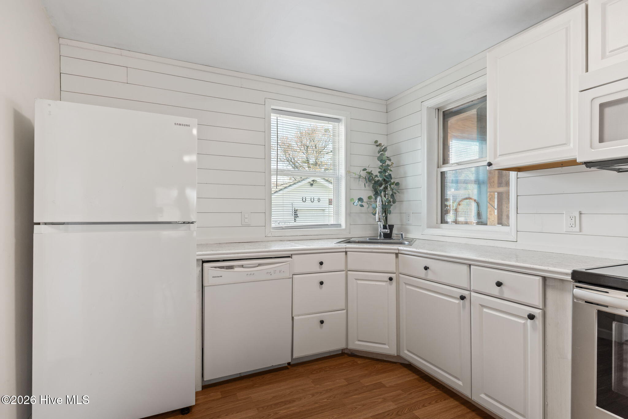 5217 Highway 101,Newport