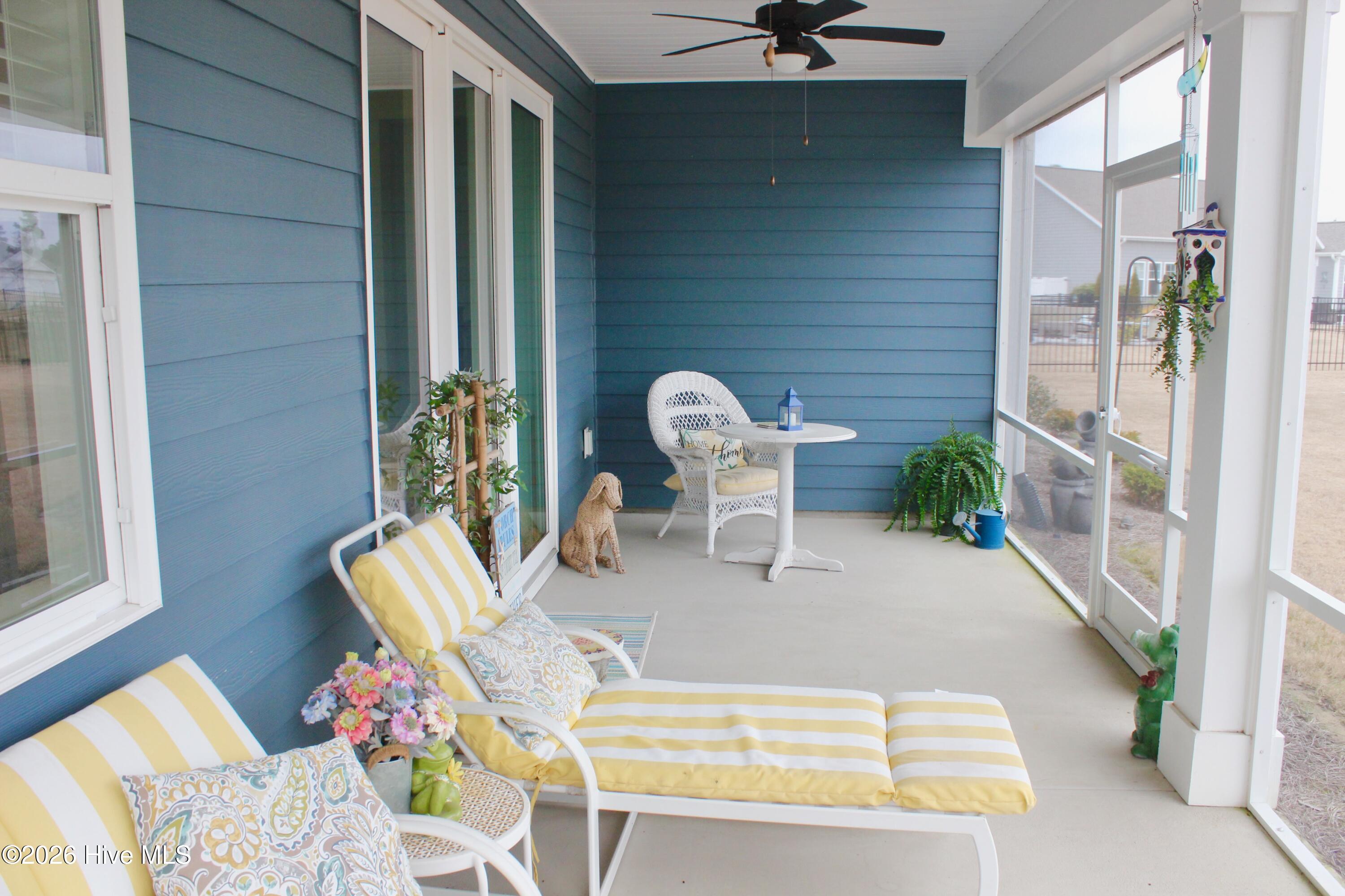 100557593 | Photo 29