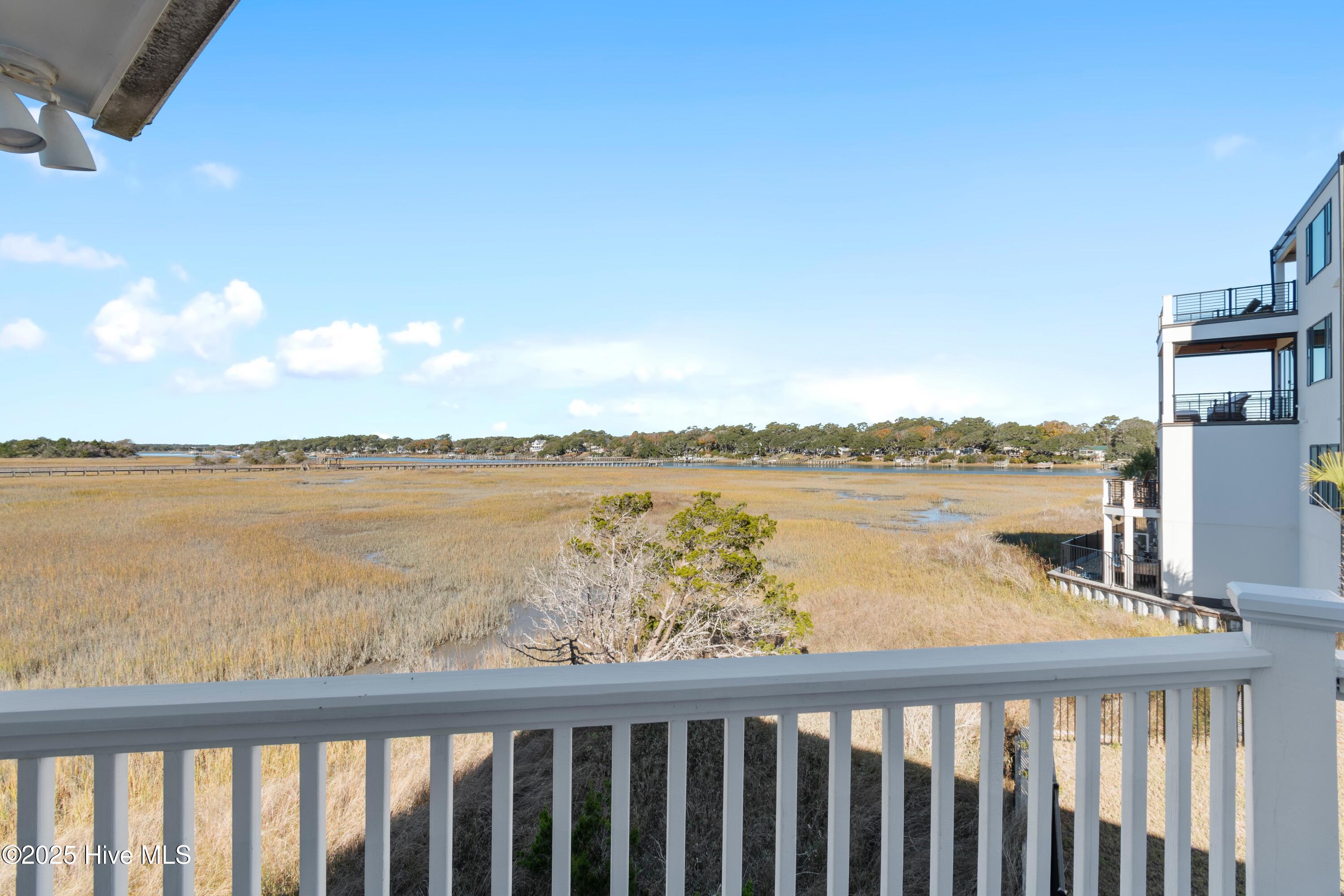 100541984 | Photo 26