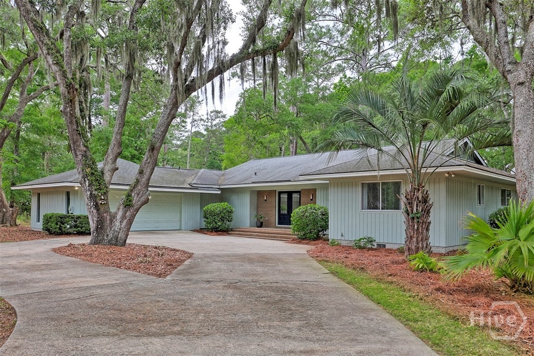 1st image of 2 Abbott Ln, Savannah, GA 31411 | MLS# SA354720