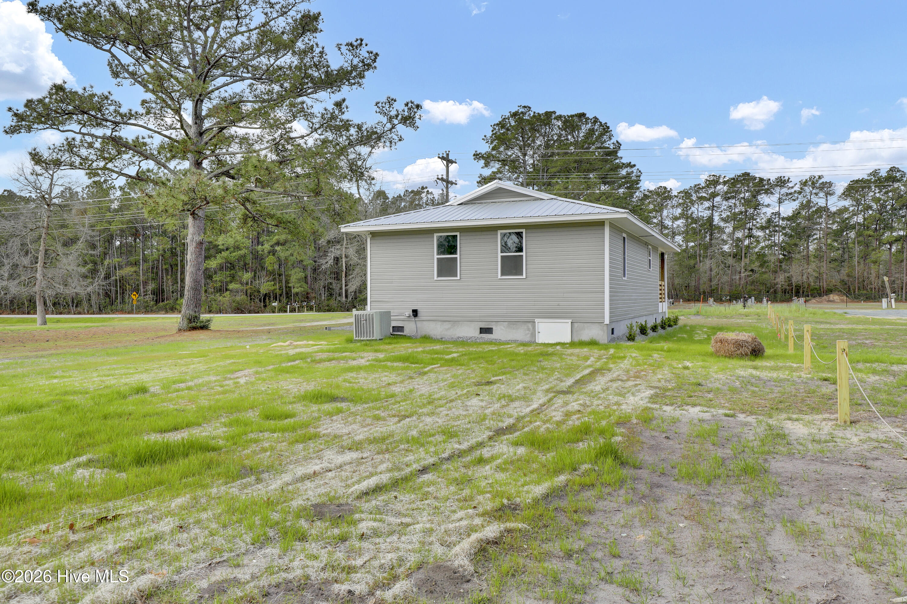 100564662 | Photo 24