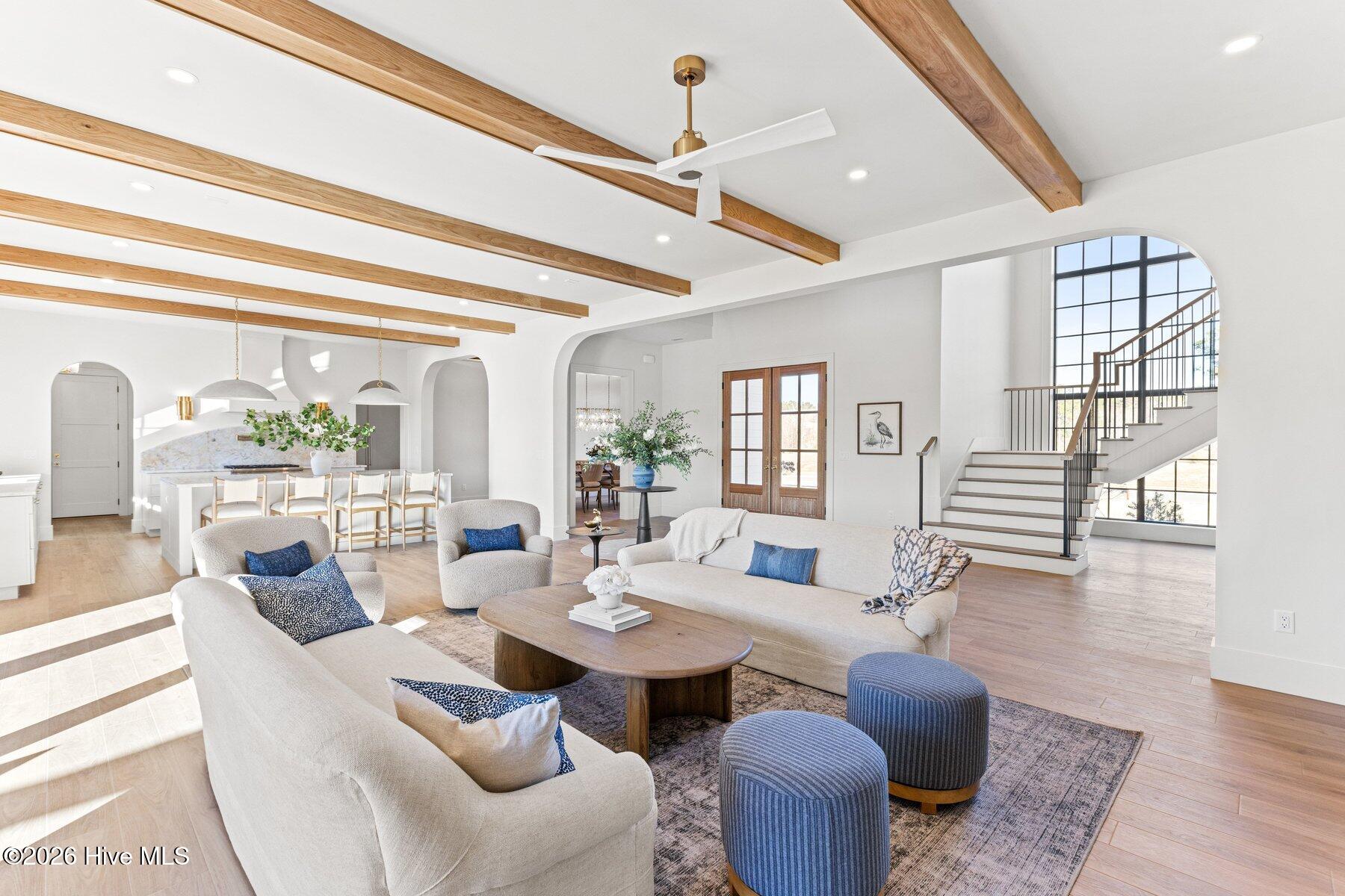 100529848 | Photo 13