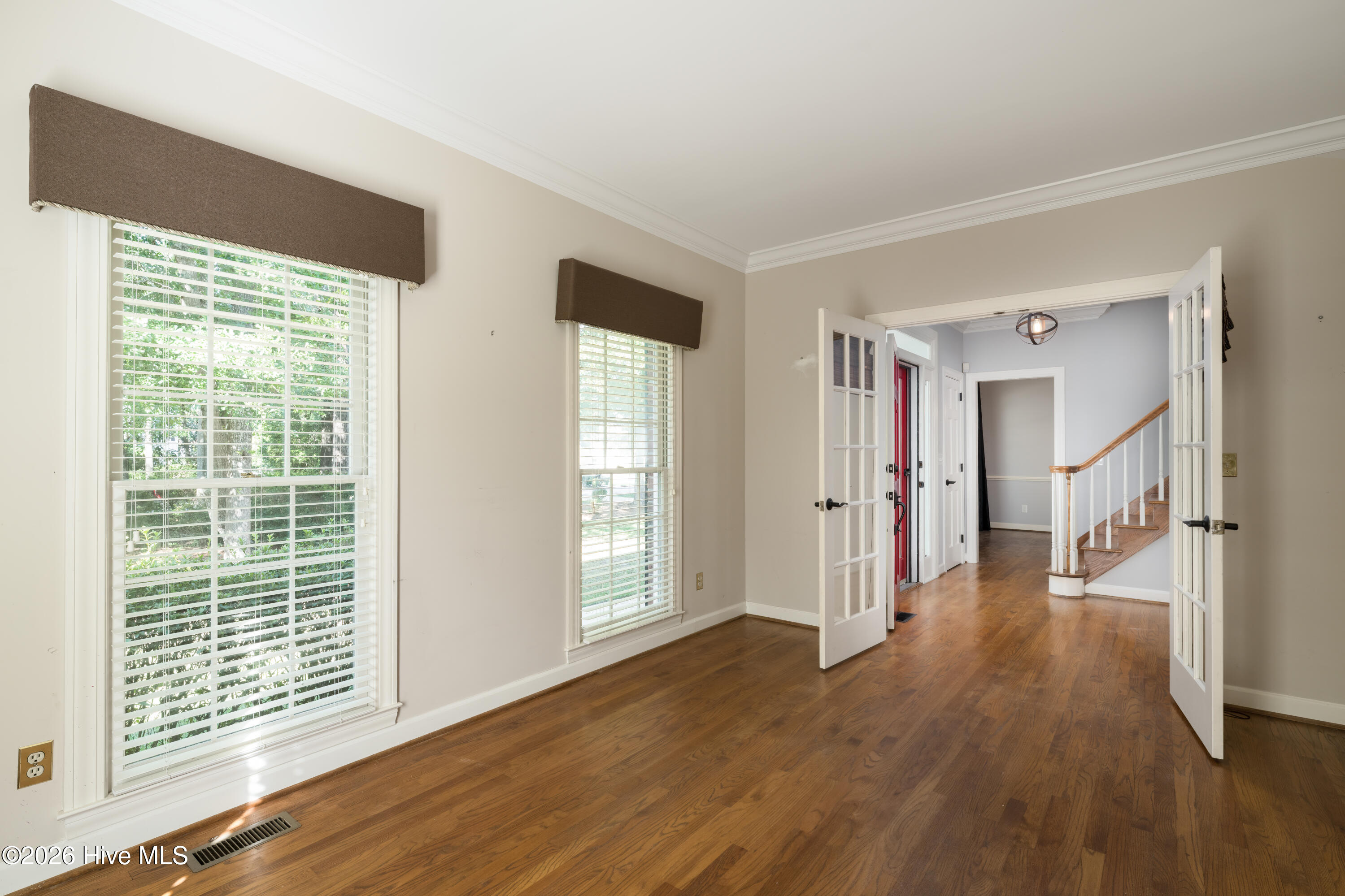 Photo 3 of Single family home for sale at 834 Shinn Point Rd, Wilmington, NC 28409 | MLS# 100605298 | Listing updated on 2026-09-23